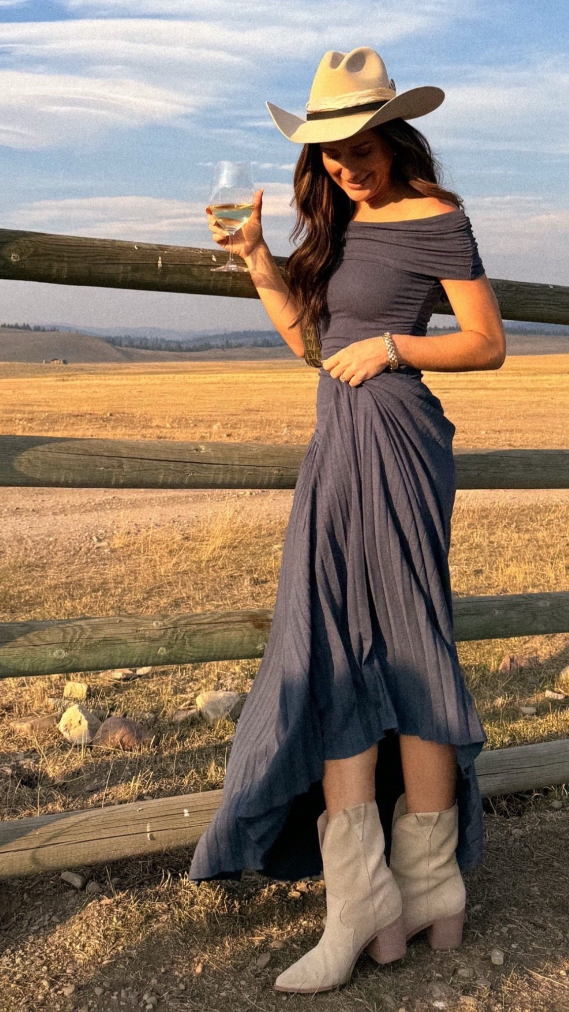 Off the shoulder drop waist maxi dress. Western chic attire. Bump friendly. 

#LTKBump