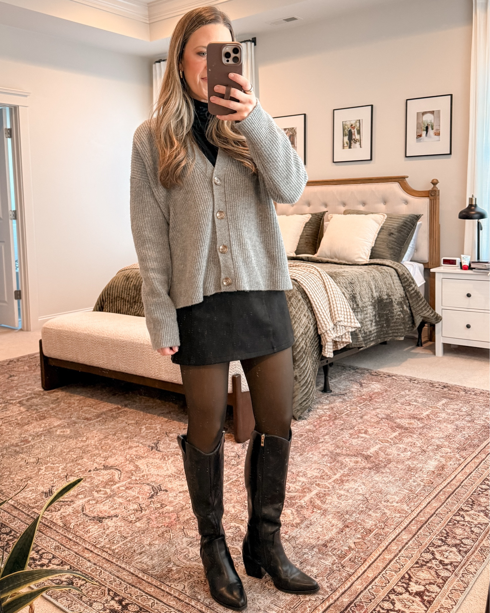 This week in outfits

Casual Workwear, Winter Date Night Outfit, Fleece Tights, Mongolian Cashmere Cardigan, Minimalist style, capsule wardrobe, Linen & Light Co  

#LTKWorkwear #LTKFindsUnder100 #LTKootd