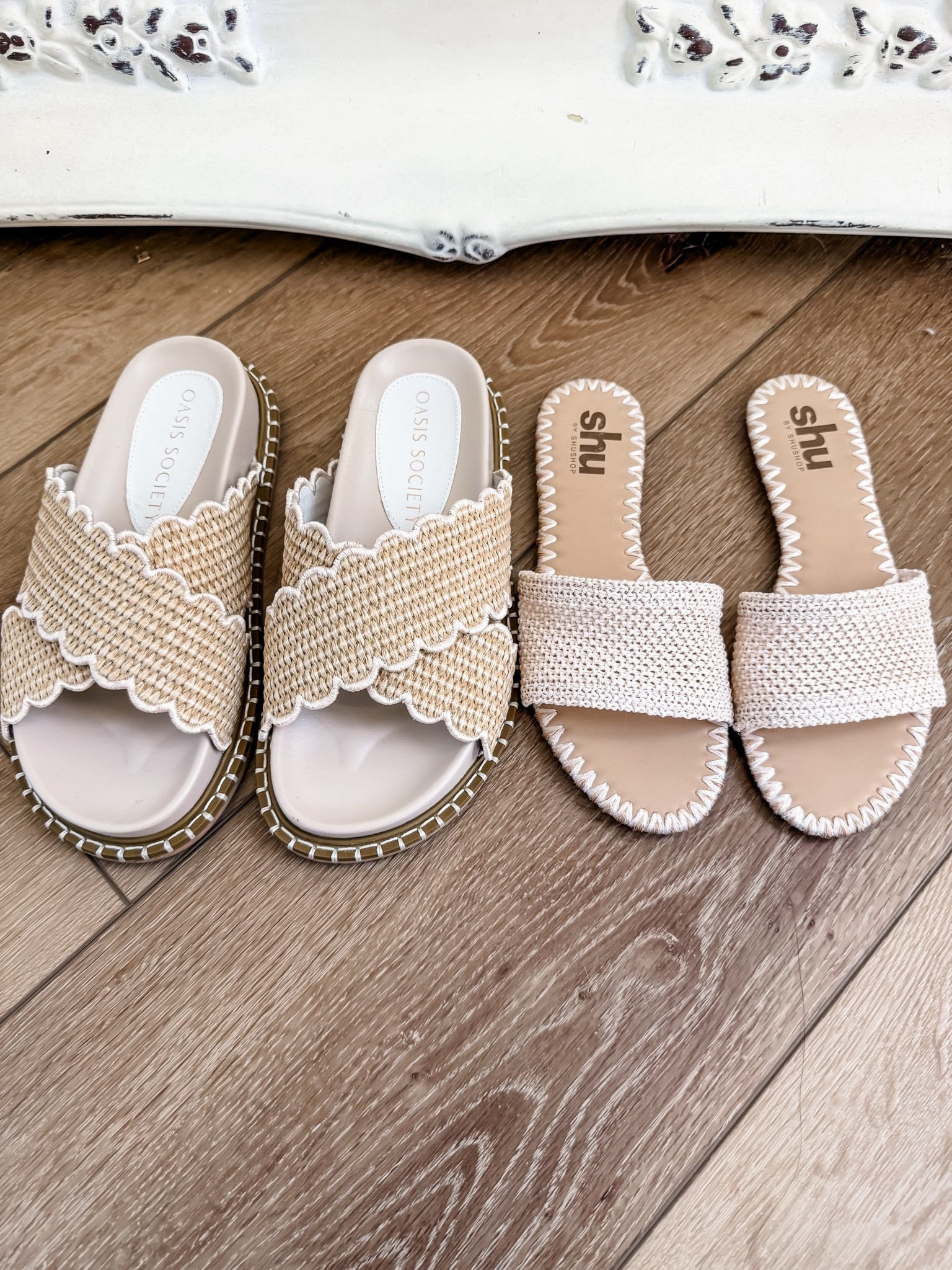 Straw sandals, TTS