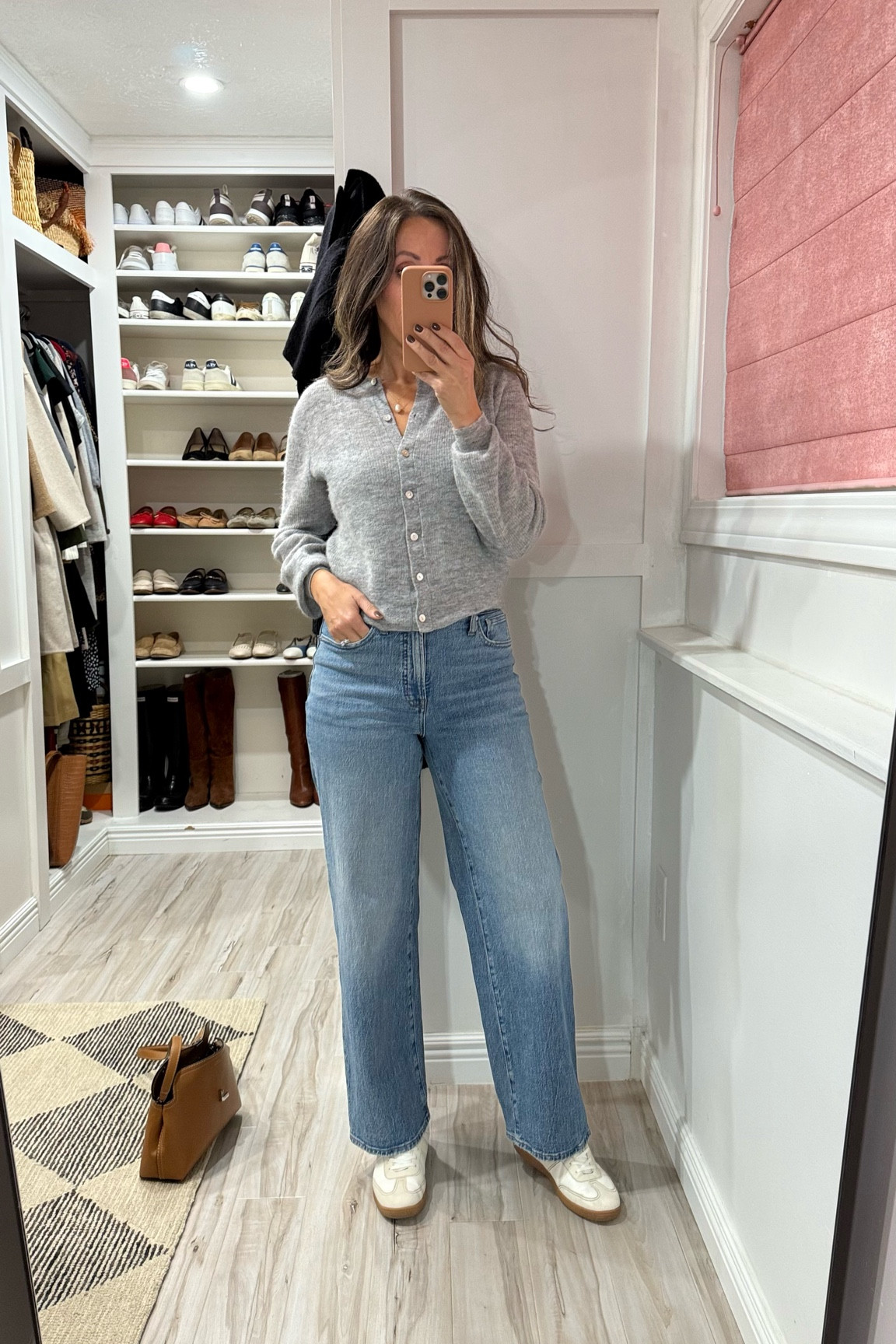 Wide leg jeans - tts for me. I’m 5’6 wearing Standard length.  
Sneakers true to size. 
Cardigan in xs 