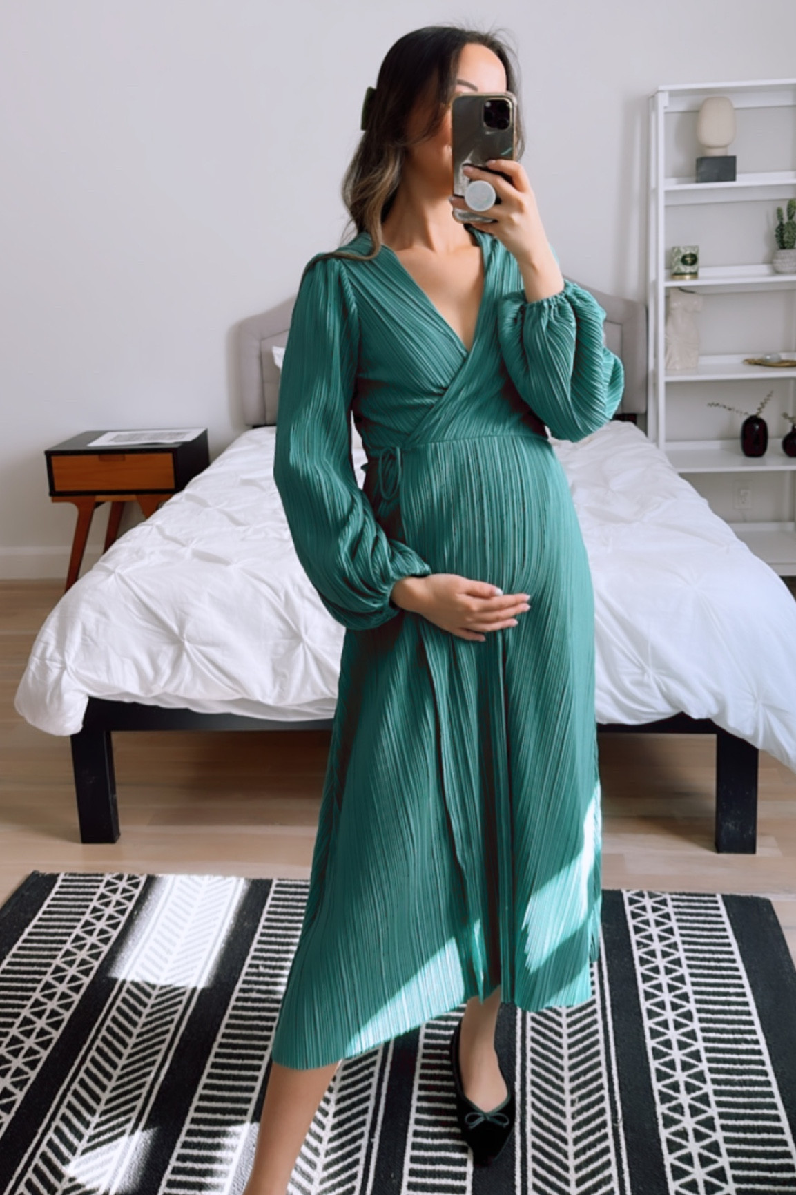 Winter dress, winter outfit, holiday outfit l, NYE outfit, New Year’s Eve party outfit, maternity dress, maternity wear 

#LTKsalealert #LTKworkwear #LTKSeasonal