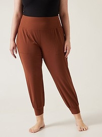 Salutation Jogger | Athleta