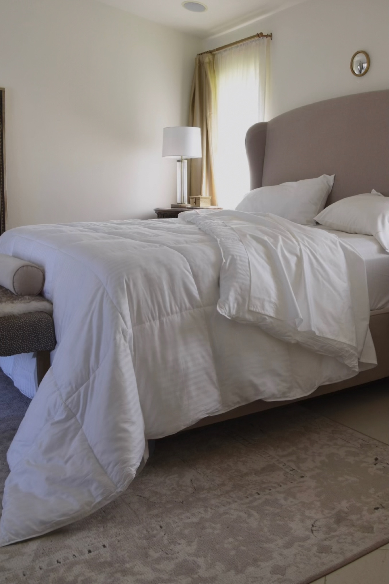 Love this fluffy duvet insert!!

Bedding. Duvet. Duvet Insert. Downlite bedding. Amazon Home. Luxury Bedding. Bedding Essentials. All season Duvet. 

#LTKhome