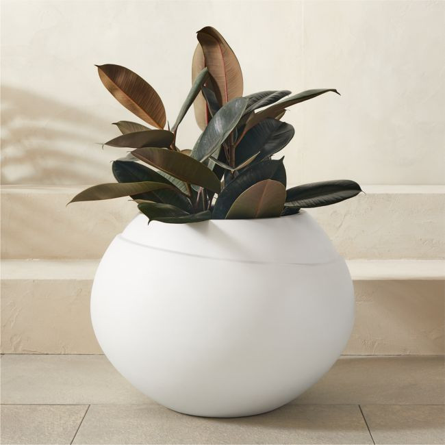 Ortice Round White Resin Indoor/Outdoor Large Planter 17"H | CB2