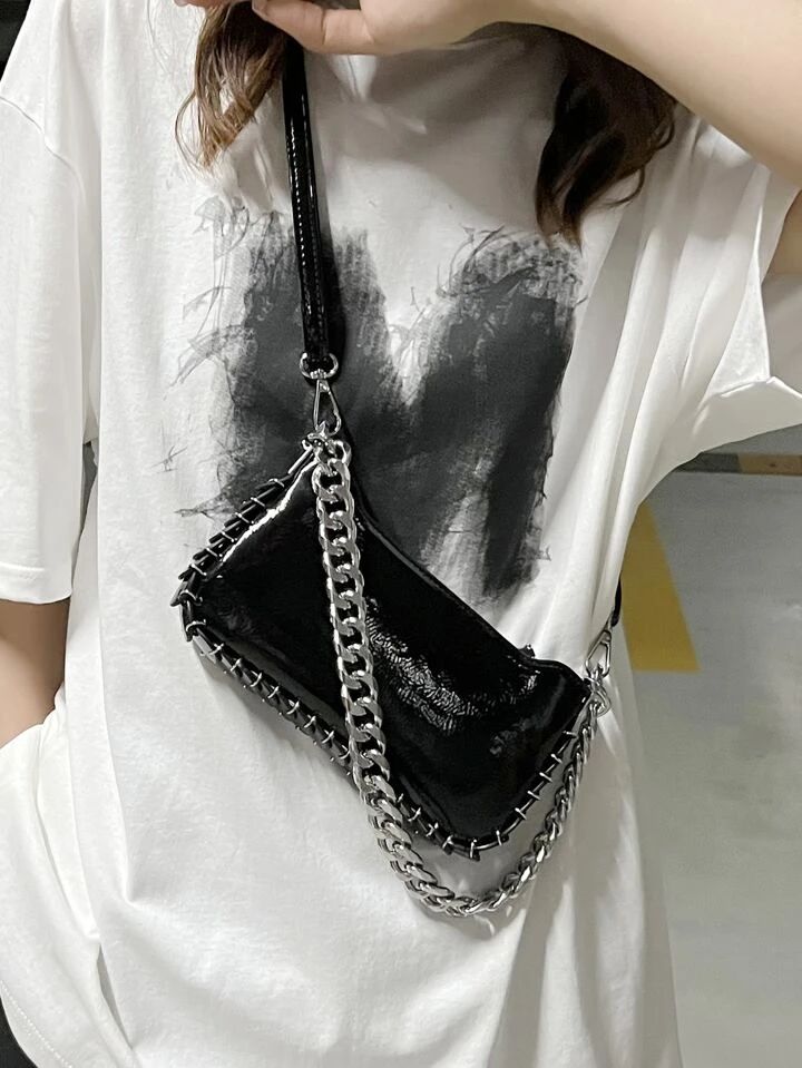 Metal & Chain Decor Baguette Bag | SHEIN