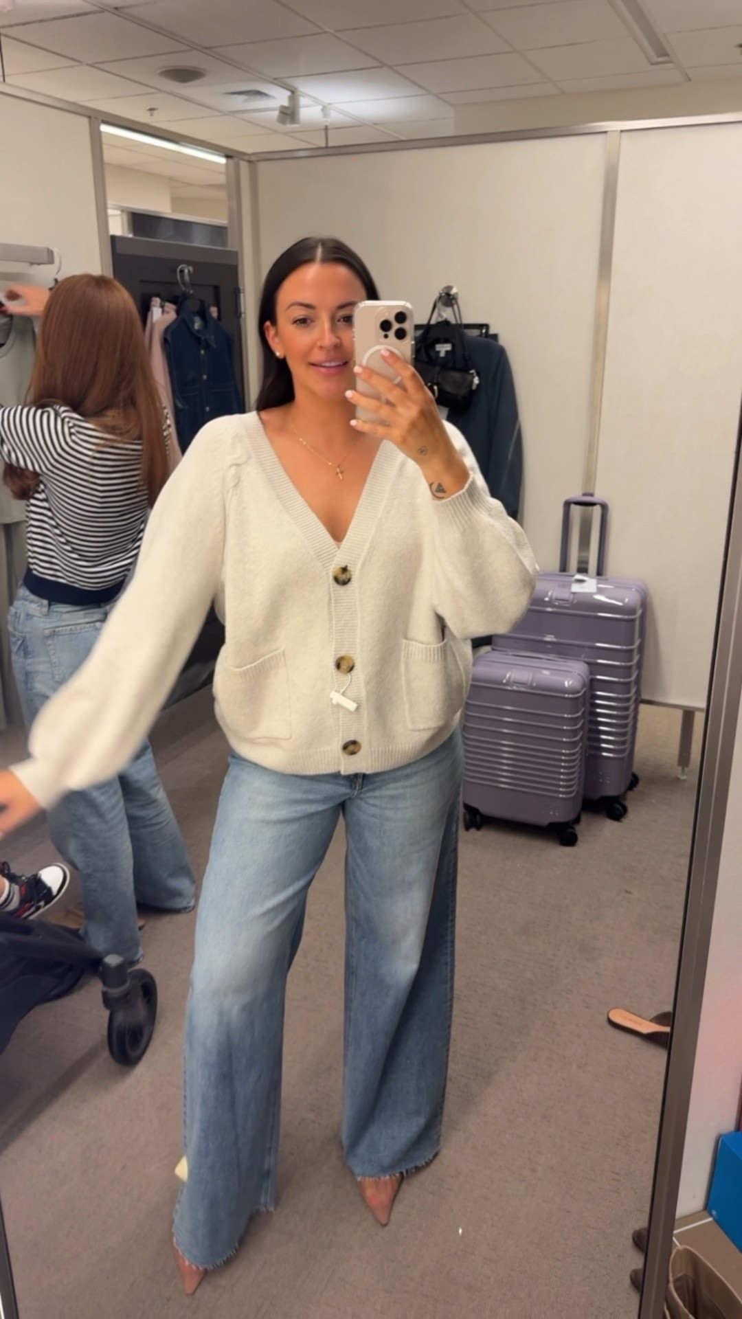 Not normally a cardigan girl but this one is so cute unbuttoned with a tank underneath! $42 and several color options 

#LTKStyleTip #LTKSeasonal #LTKSaleAlert