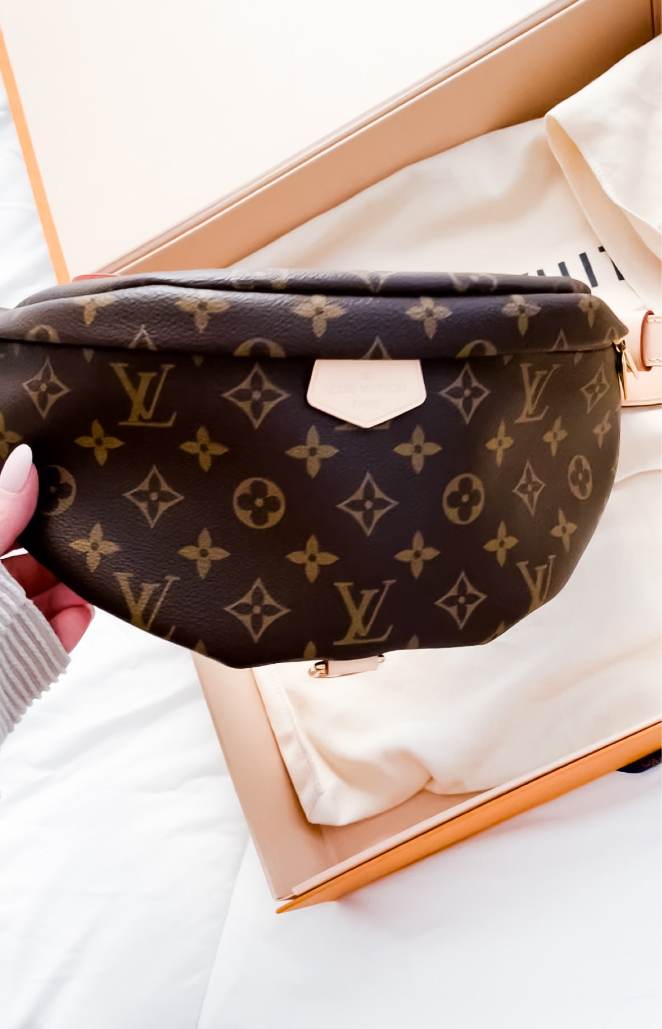 My favorite Louis Vuitton bumbag I gifted to myself almost a year ago for my 31st 🤍 Unfortunately this bag was discontinued, see below to see other designer bumbags I like! Xo 

#LTKitbag #LTKtravel #LTKHoliday