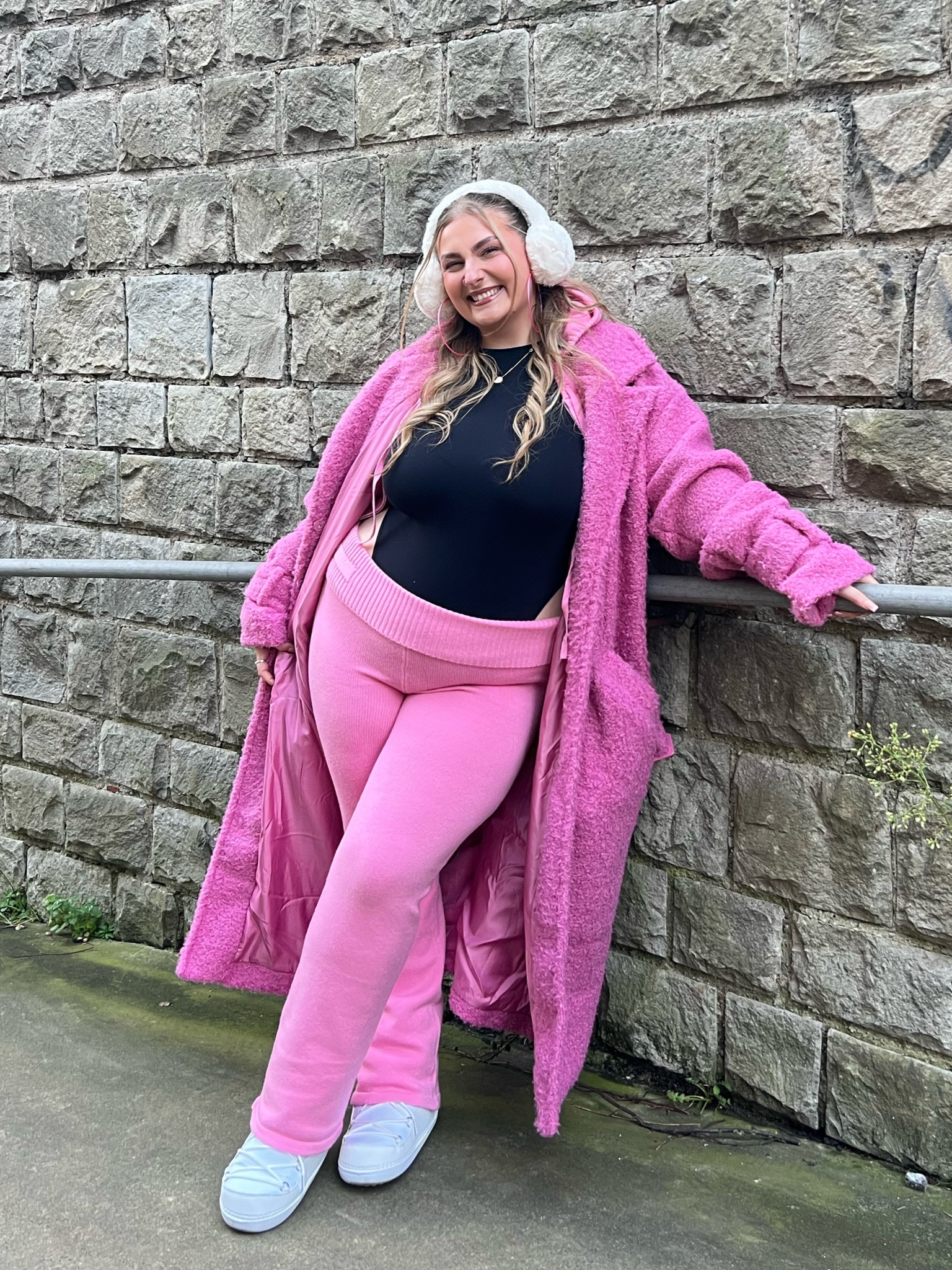 Cute little pink winter outfit - (minus the bottoms) 💞💕

#LTKplussize #LTKSeasonal #LTKeurope