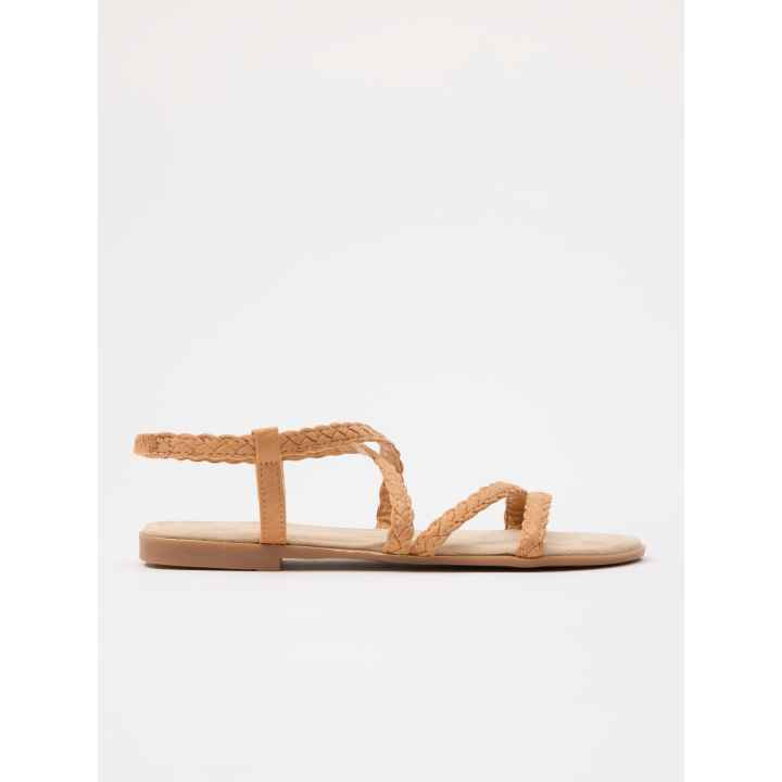 Sandalia de tiras trenzadas INSIDE | Miravia | Miravia ES