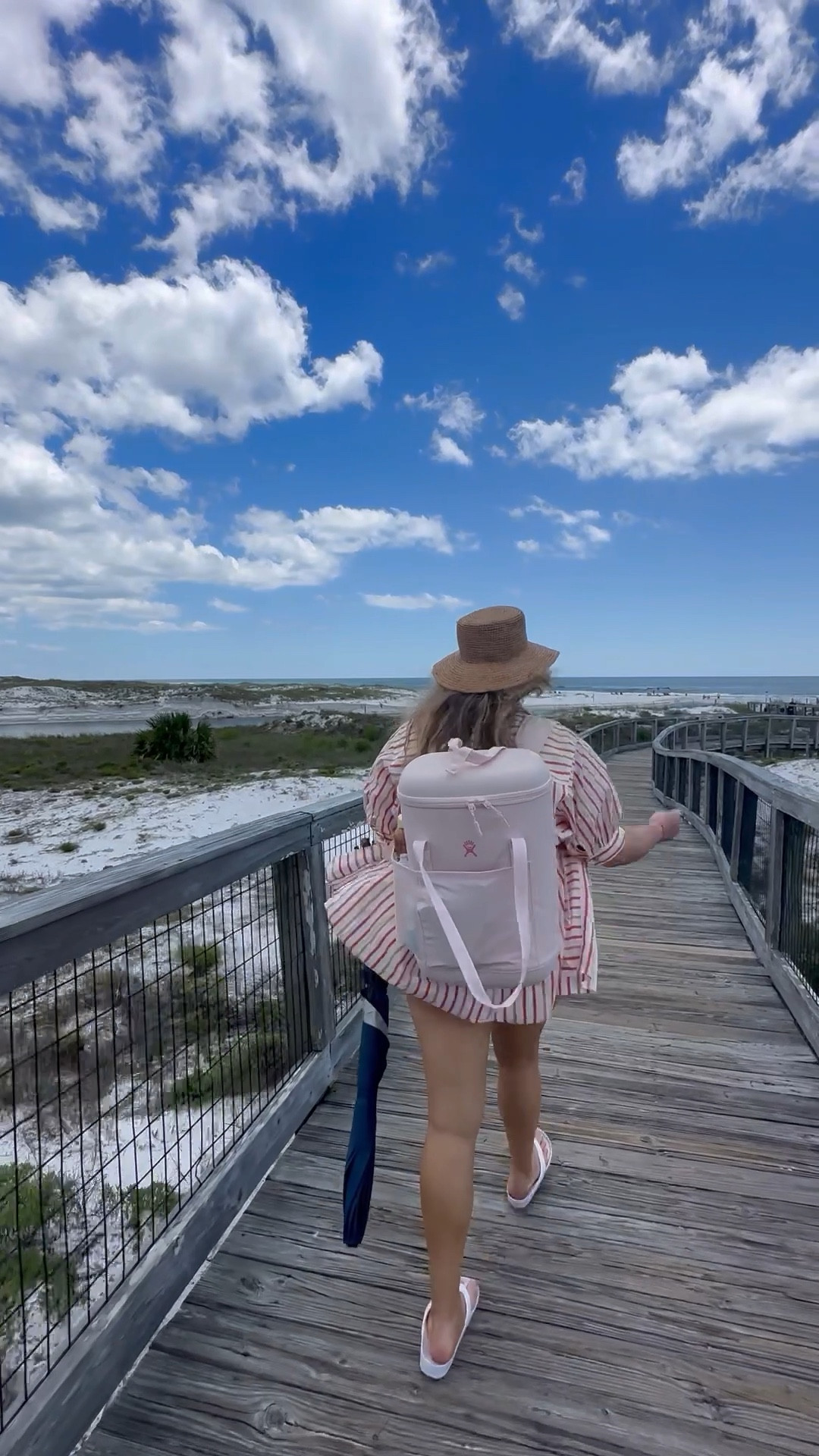 The best cooler for beach days! 


#LTKTravel #LTKItBag #LTKVideo