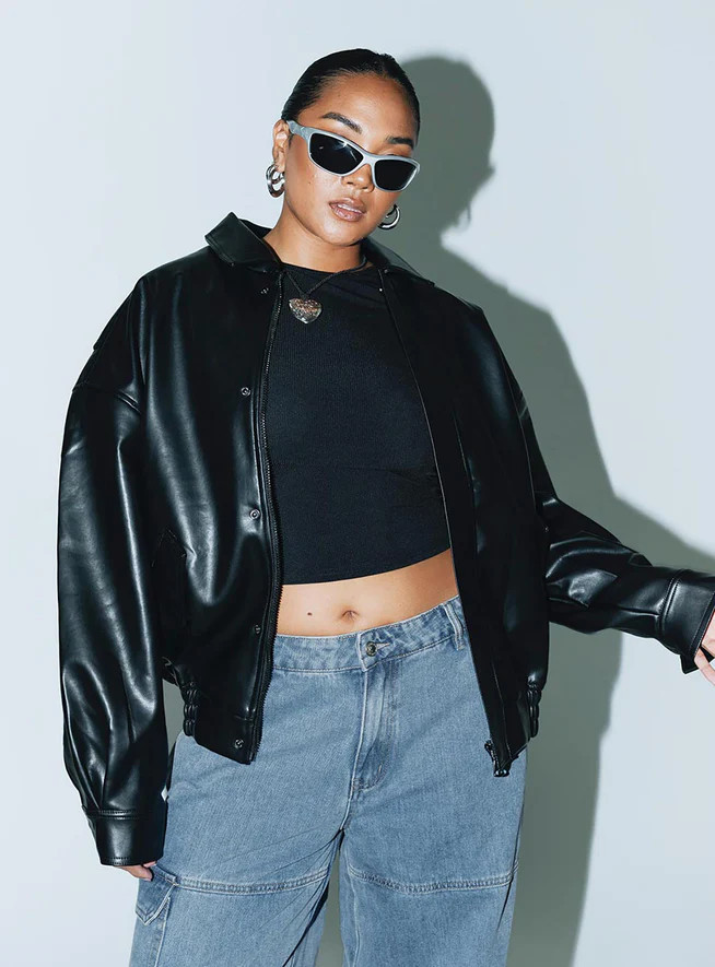 Kenny Bomber Jet Black | Princess Polly AU