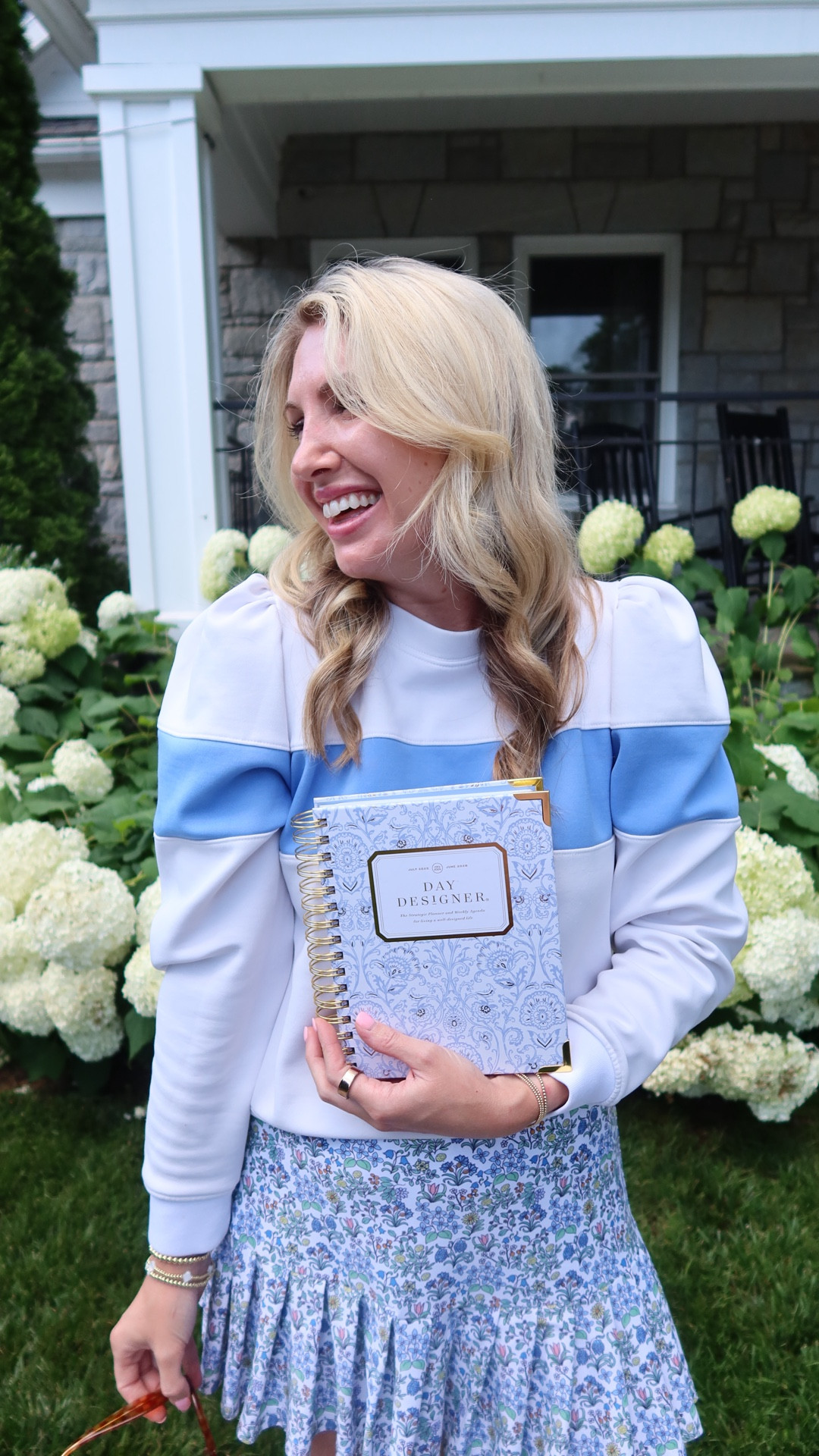 You’re never fully dressed without a cute planner by your side! That’s why I don’t leave home without mine by @thedaydesigner! 

What’s one fun thing you’re adding to your calendar this year?! 

Be sure to use code : RUFFLEDWITHGRACE15 for 15% off

#daydesigner #daydesignerpartner #getplanning 

#LTKFindsUnder100 #LTKFamily #LTKSaleAlert