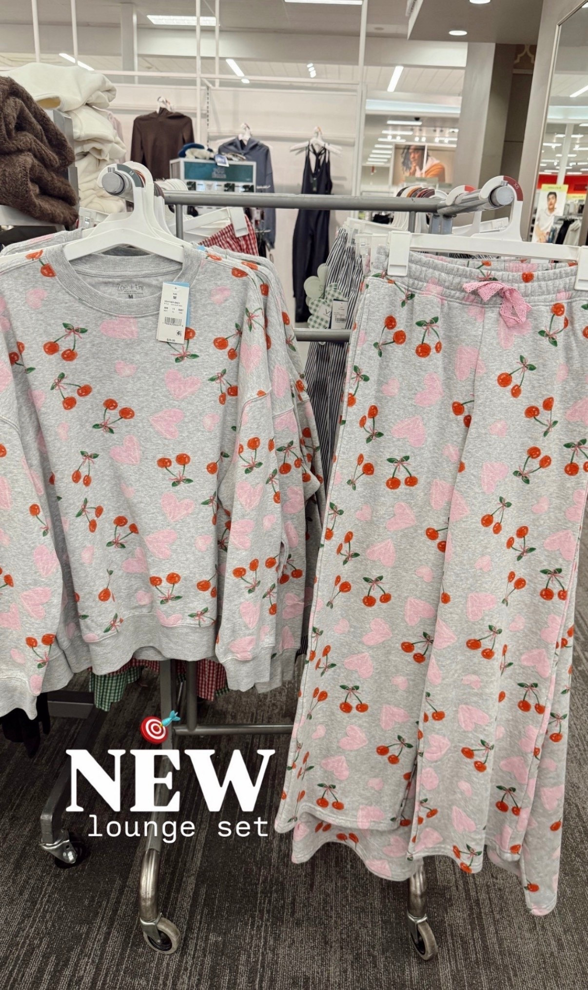 🤍 New target sweat set that’s perfect for now & for a Valentine’s outfit 🍒🌸 

#LTKFindsUnder50 #LTKdayinmylife #LTKootd