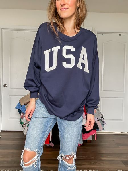 Amazon find - oversized loose USA sweatshirt! 

Patriotic sweatshirt // navy blue sweatshirt // Amazon fashion // distressed jeans // sweatshirt and jeans 

#LTKstyletip #LTKfindsunder50