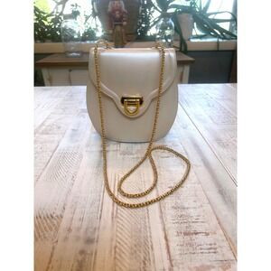 A vintage Frenchy of California cream leather shoulder bag with gold chain. | Poshmark