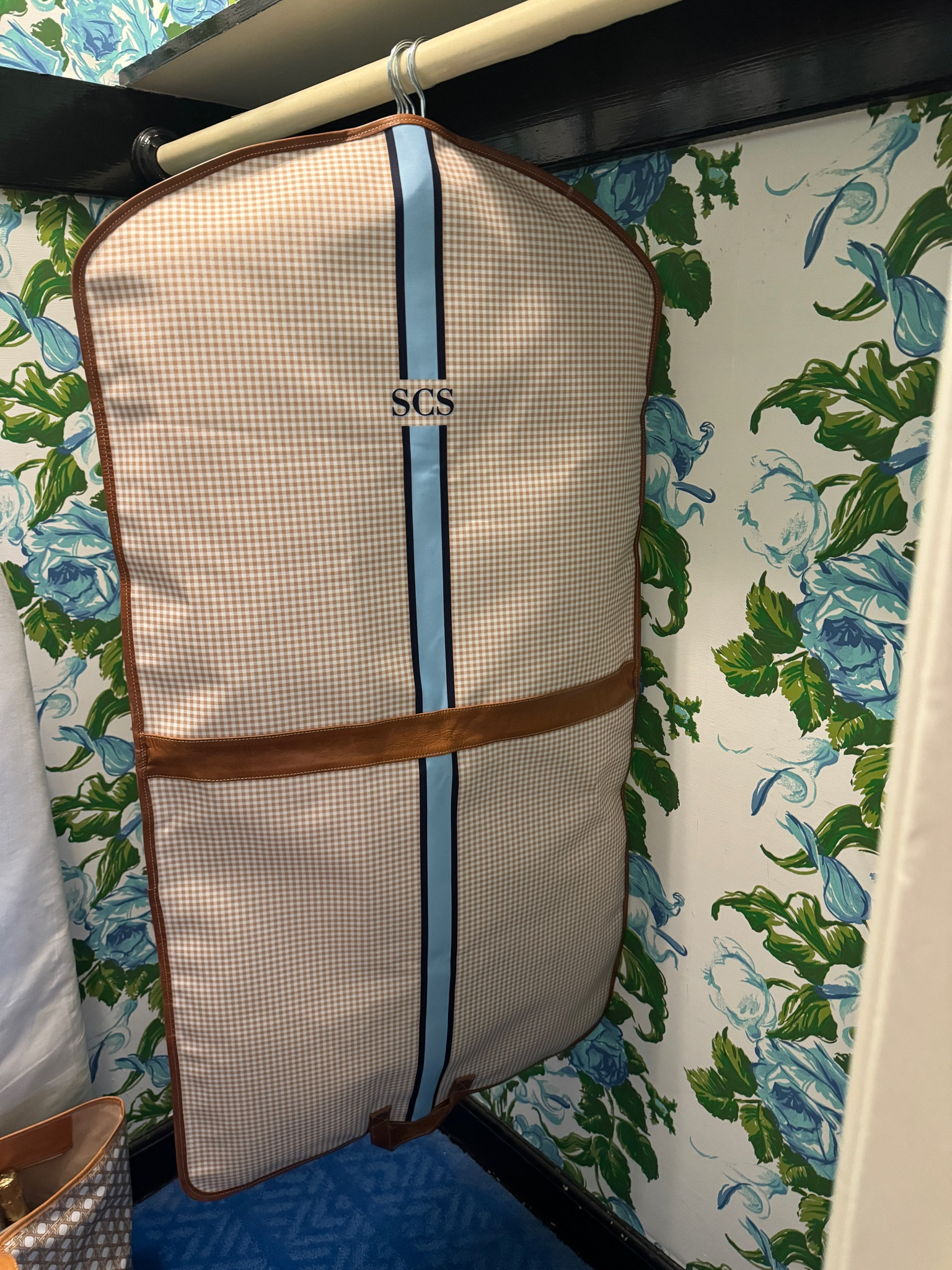 Love this customized monogrammed garment bag great for both men and women 

#LTKSeasonal #LTKtravel