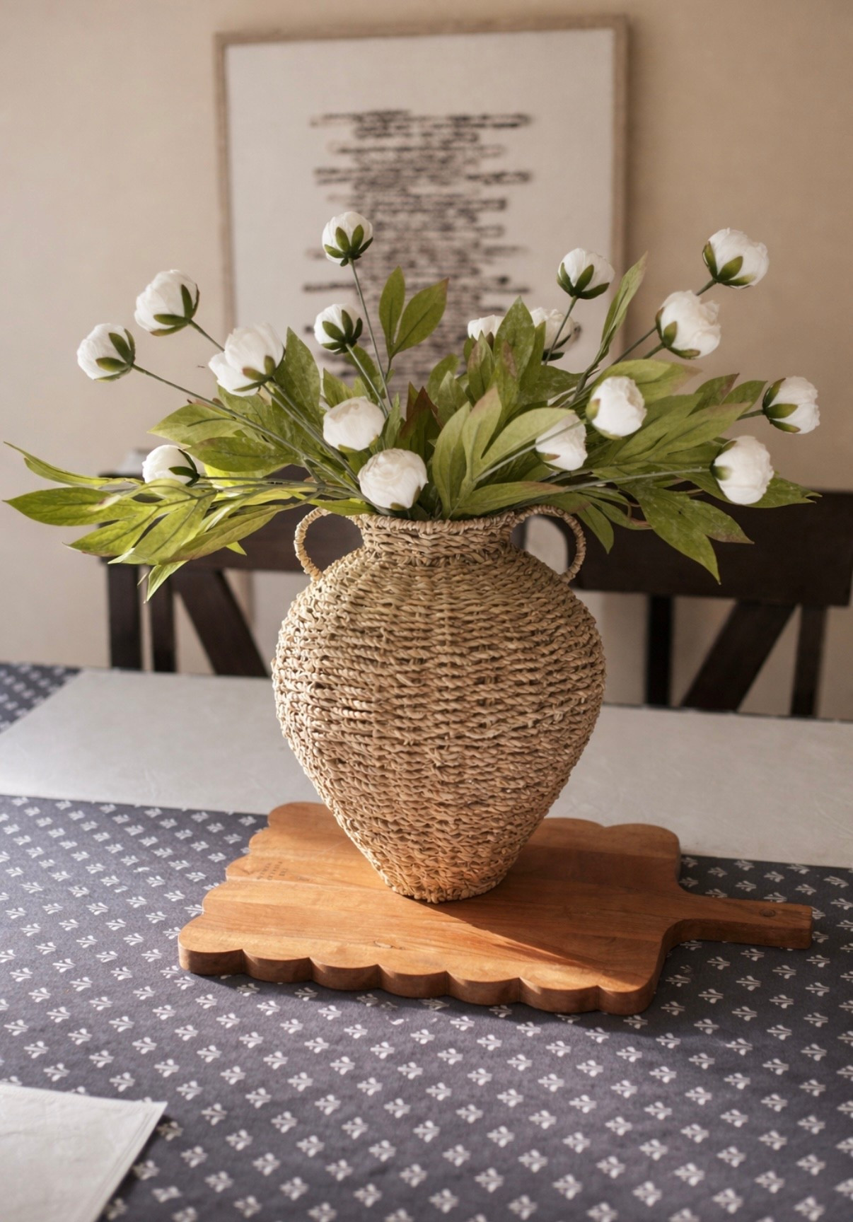 Simple spring table styling I’m loving right now 🤍

This $14 woven vase instantly warms up any space and gives that effortless, high-end look I’m always going for. I styled it with soft white stems for a neutral, timeless centerpiece that works year-round — dining table, console, or kitchen island.

The texture is what makes it feel designer without being overdone, and it layers beautifully with wood accents and neutral linens 🤎

I linked this exact vase, similar woven finds, and my favorite neutral stems on my LTK so you can easily recreate this look.

Would you style this on a dining table or an entryway console? ✨


#LTKSaleAlert #LTKHome #LTKSeasonal