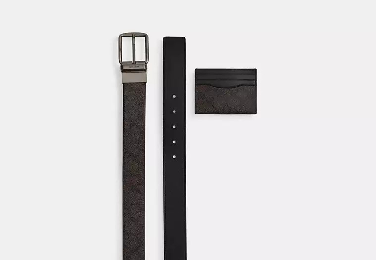 Boxed Card Case And Belt Set In Signature Canvas | Coach Outlet CA
