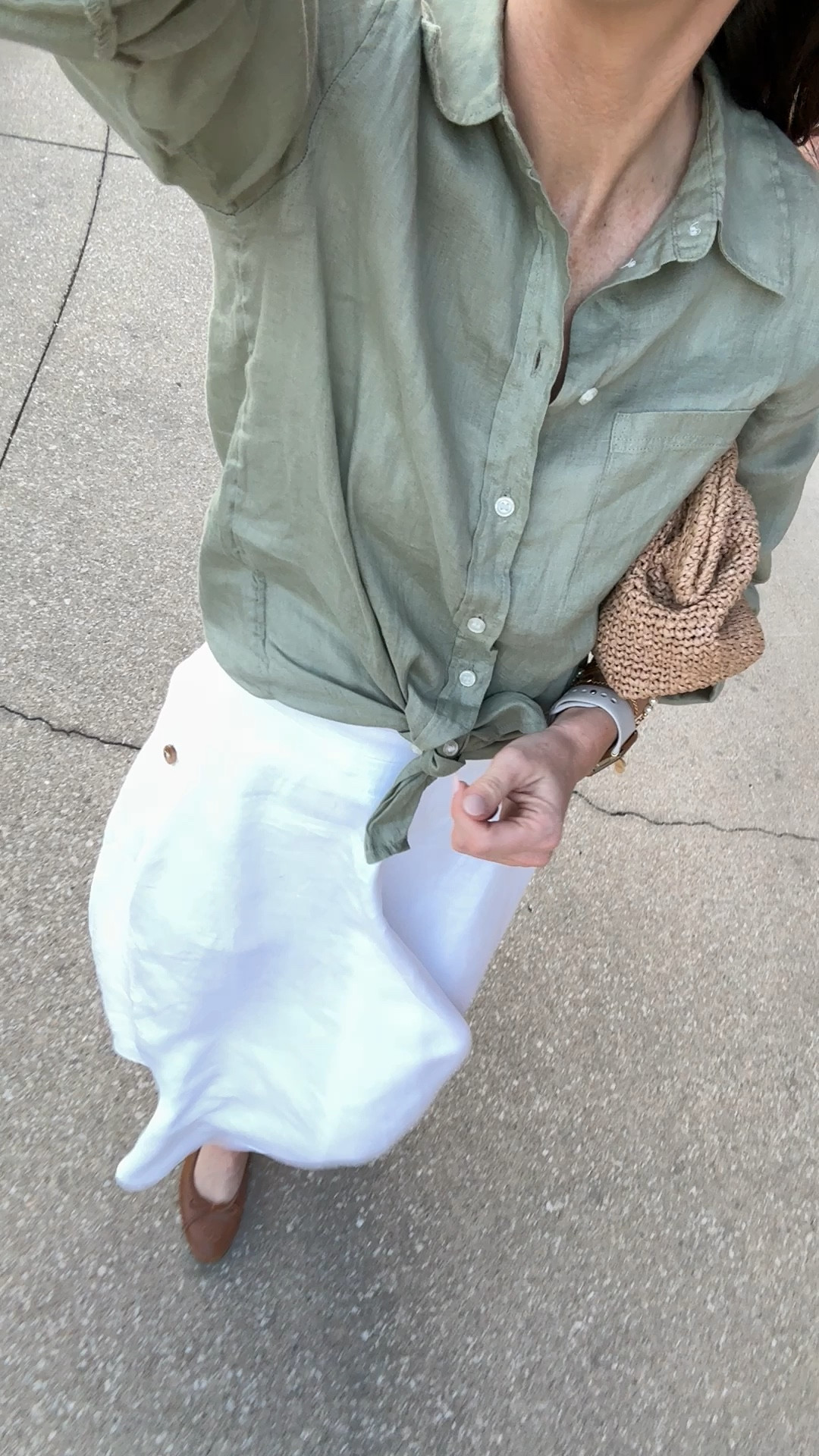 Todays outfit; linen shirt, linen skirtt

#LTKfindsunder100 #LTKfindsunder50