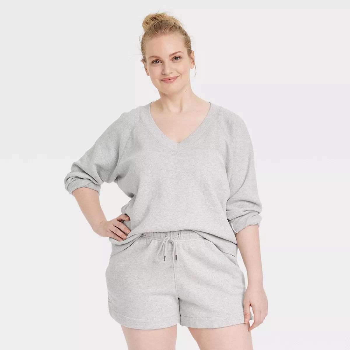 Women's Relaxed Pullover Sweatshirt - Universal Thread™ | Target