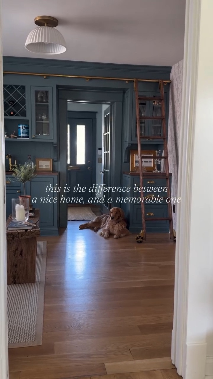 The difference between a nice home and a memorable one? It’s not more effort, it’s what you choose to bring into it.

Most people are trying and this isn’t to knock that. They’re buying, styling, filling their spaces…but it all comes from the same places, in the same way.

Memorable homes are layered differently.
Collected pieces. Things with a past. Objects you actually use, styled with intention.

If you want that shift— skip the default and source something unexpected!  Visit a local antique shop or Goodwill instead of your regular retail run. �
Let everyday pieces live out in the open.�
Find pieces with unique character that COULD be collected. 

Mix old with new. It doesn’t have to be all or nothing. This view here is definitely 50/50!

With that, I’ve linked anything that is shoppable 😉 comment SHOP for links! 

#classichomedecor #traditionalhome #moderntraditional #nancymeyers #coastalcottage