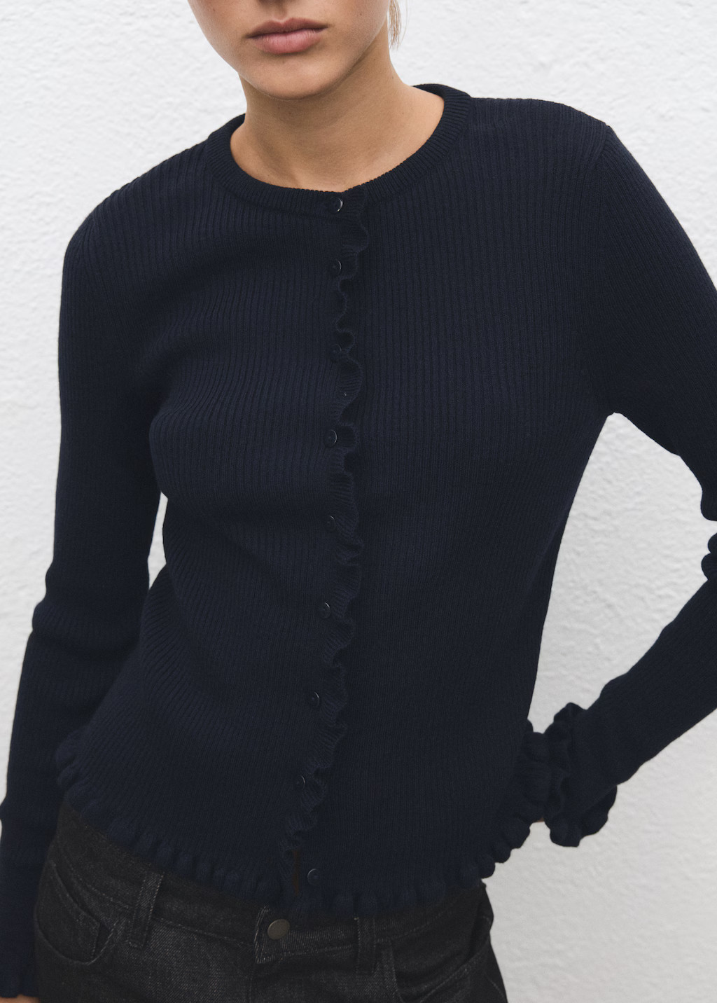 Scalloped edges cardigan | MANGO (UK)