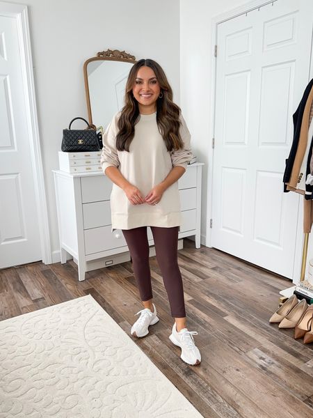Ivory tunic sweater size small petite - sized up a size for an oversized fit
Leggings size xs - sized down a size in regular sizing, I wanted a full length legging so I went with regular sizing


#LTKFitness #LTKstyletip #LTKsalealert