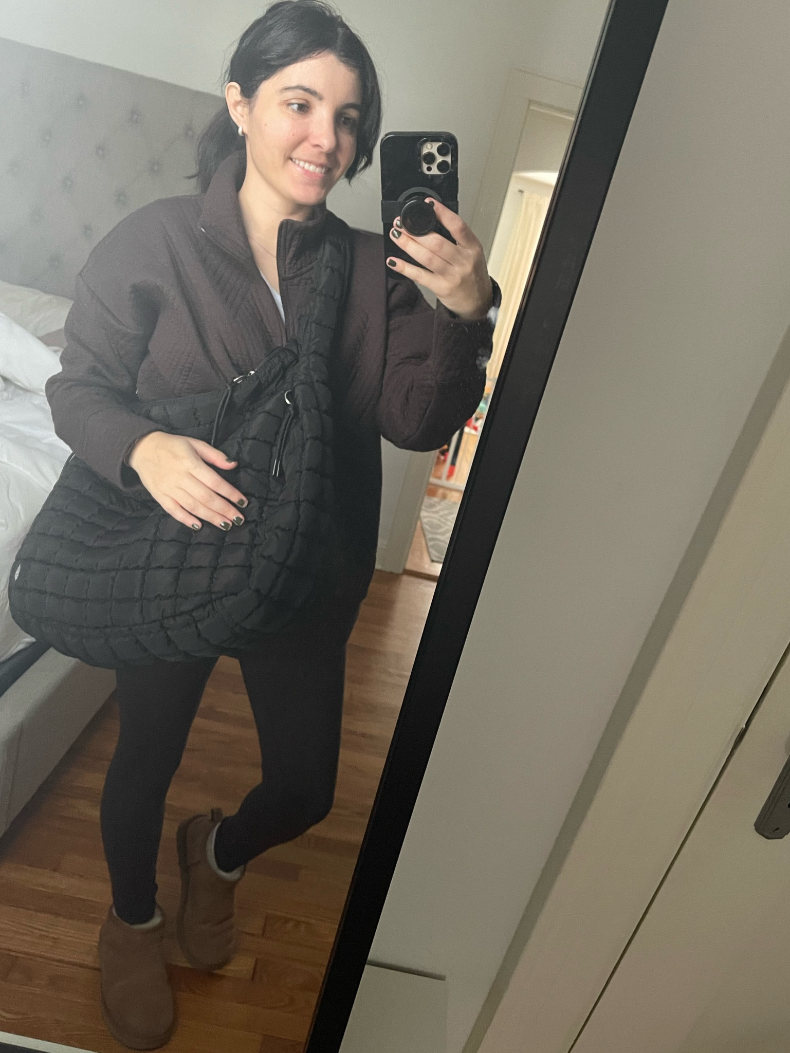 OOTD
errands outfit
School drop off outfit
Gap
Activewear
Leggings
Free people puffer bag
Short Uggs
Chocolate brown 

#LTKItBag #LTKFindsUnder50 #LTKShoeCrush