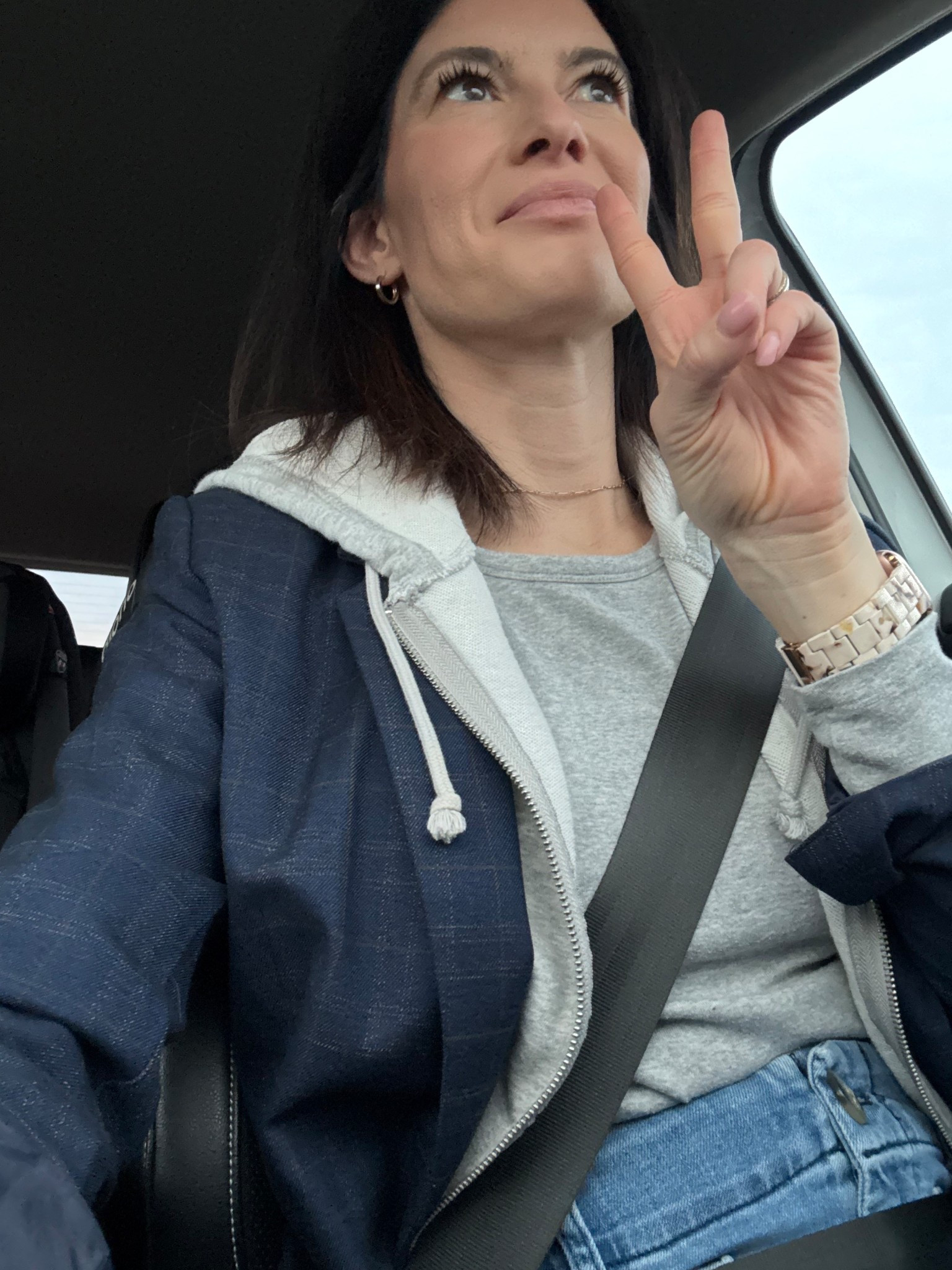 You guys asked for this blazer/hoodie link! It’s unavailable! But Linked similar 

#LTKmorningroutine #LTKdayinmylife #LTKootd