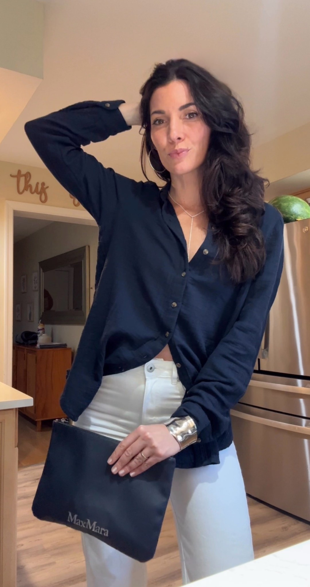 Friday dinner by the water 💙 my linen tunic is true to size and perfect with leggings or white pants for the summer! So chic and effortless! The white jeans are literal perfection and fit SO well (I also got them in a light denim wash and they’re perfect!)

#LTKootd #LTKmomlife #LTKdayinmylife