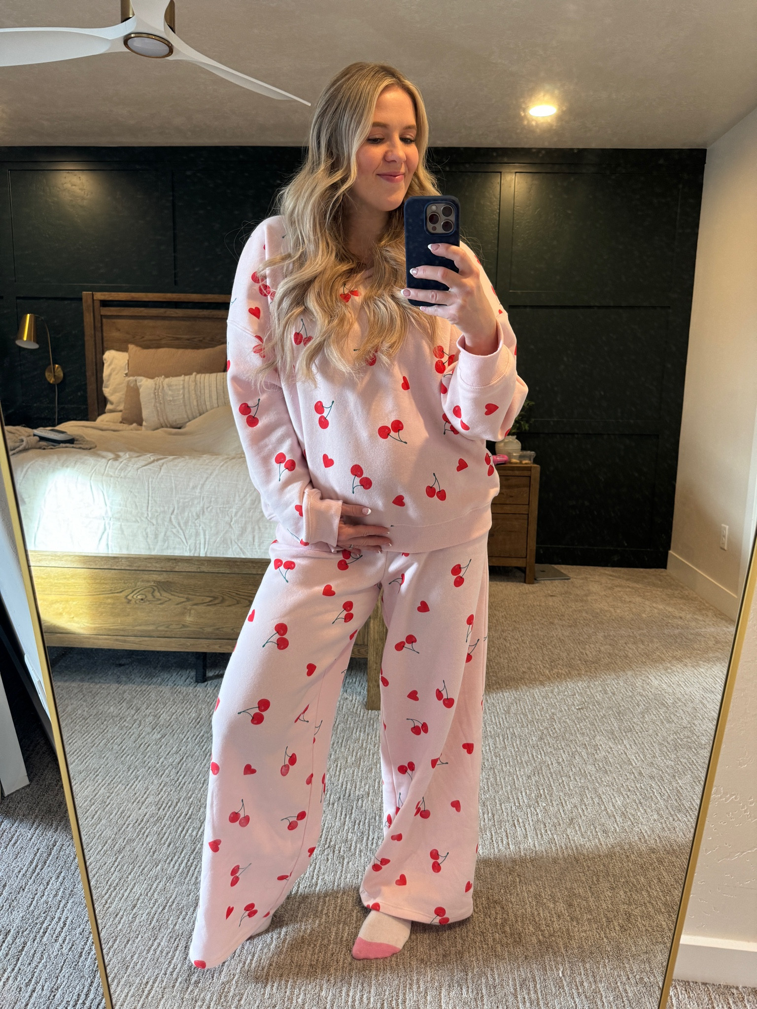 Valentine’s Day cozy lounge set

#LTKSeasonal #LTKBump #LTKFindsUnder50