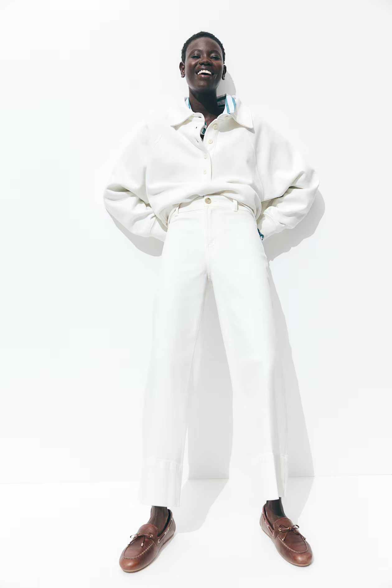 High Rise Wide Leg Cropped Jeans - Cream - Ladies | H&M US | H&M (US + CA)