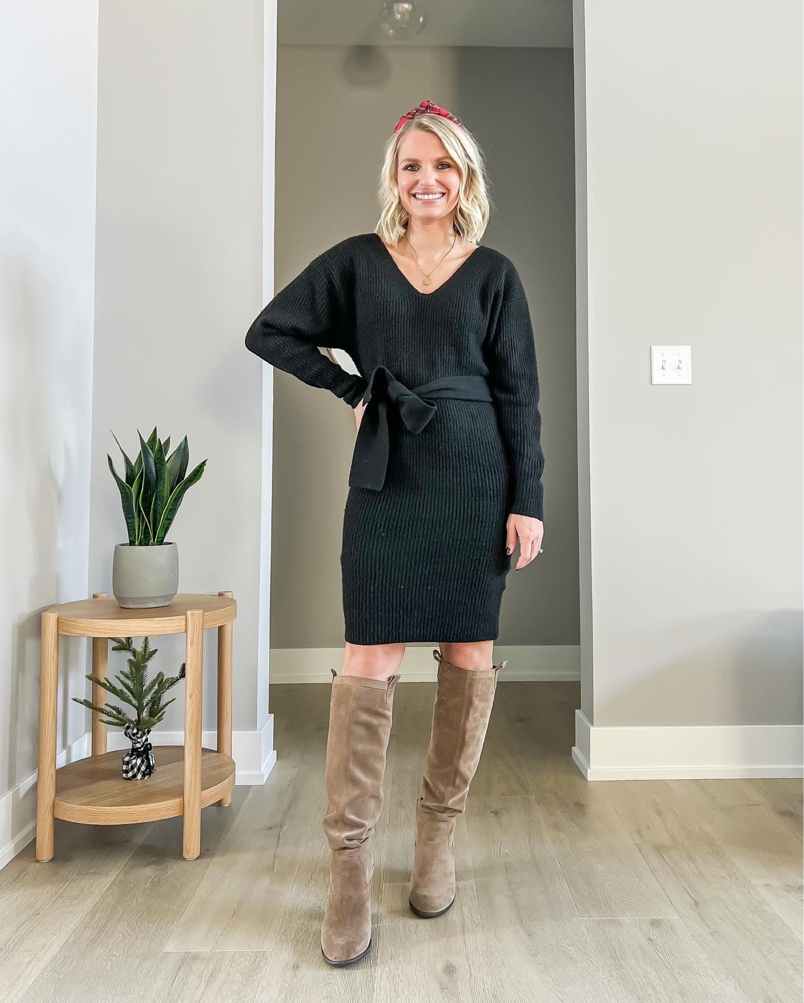 Express sweater dress 50% off!


#LTKCyberweek #LTKSeasonal #LTKstyletip