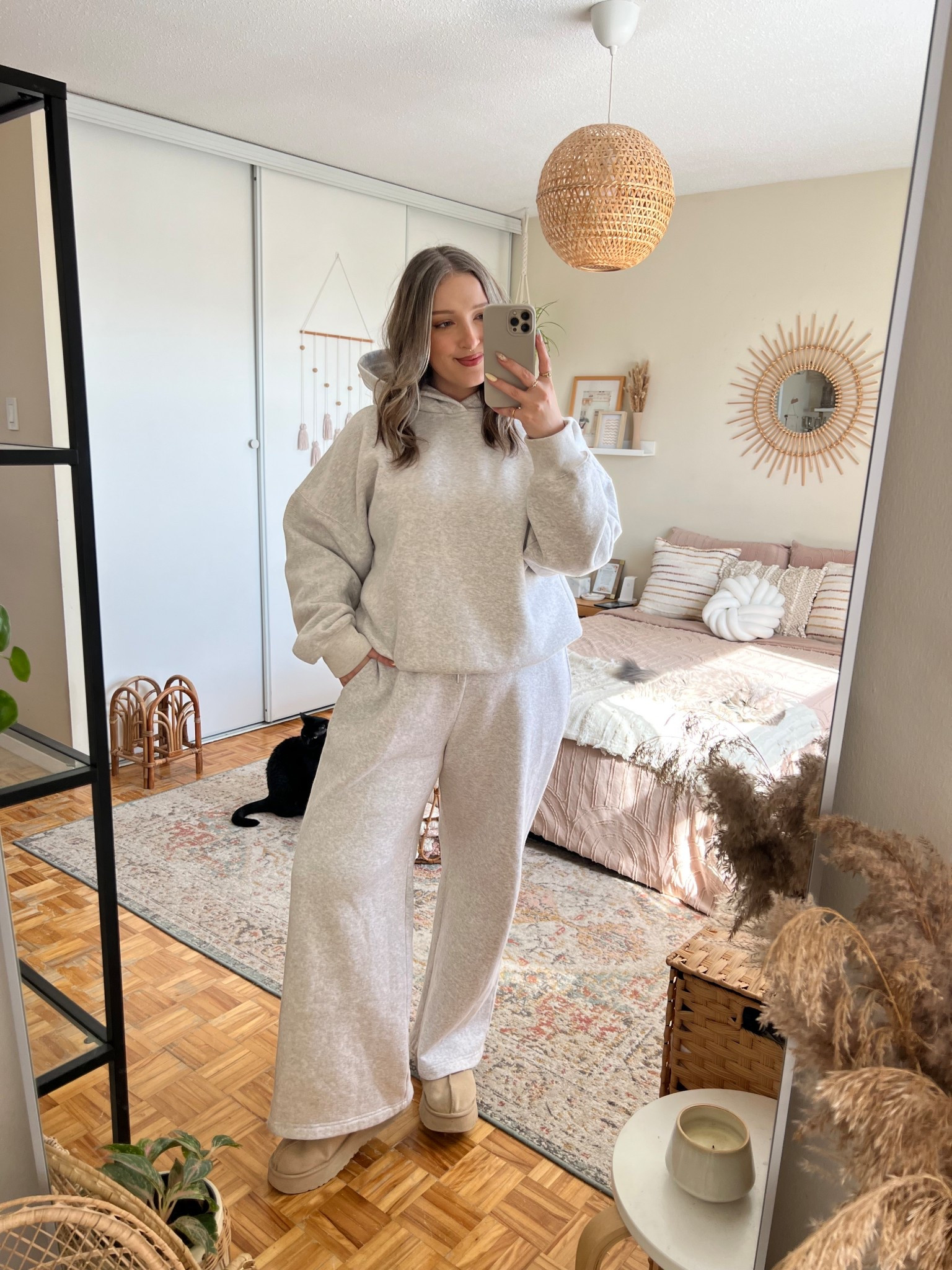 Comfy matching set! Hoodie runs small, sized up to XL for an oversized fit. Wearing my usual L in the wide leg sweatpants. Comfy outfits, everyday style 


#LTKmidsize #LTKsale