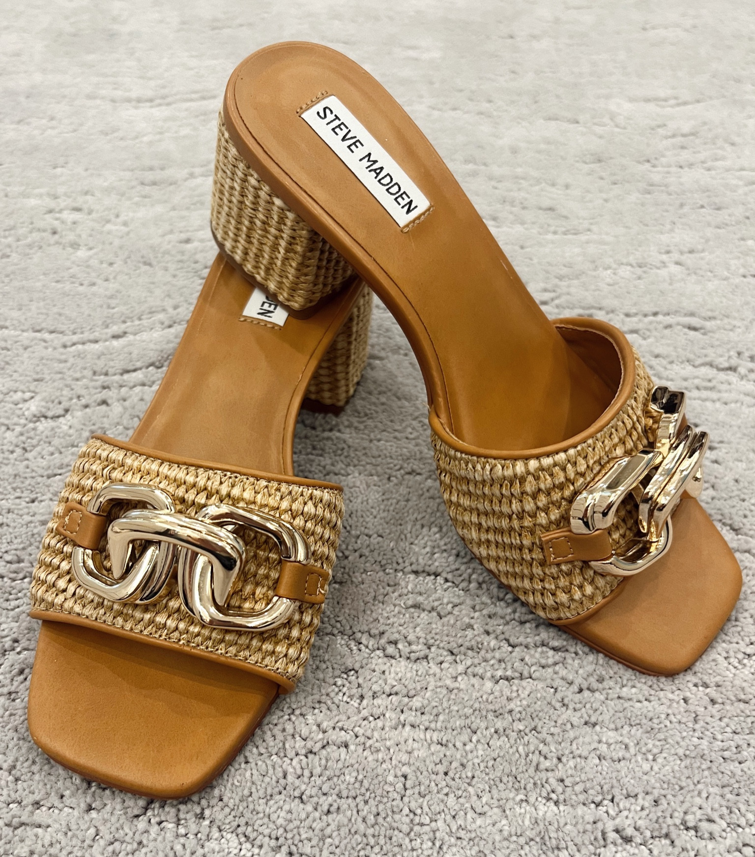 Perfect summer shoes on sale now along with so many others at Steve Madden! 

#LTKSummerSales #LTKShoeCrush #LTKStyleTip