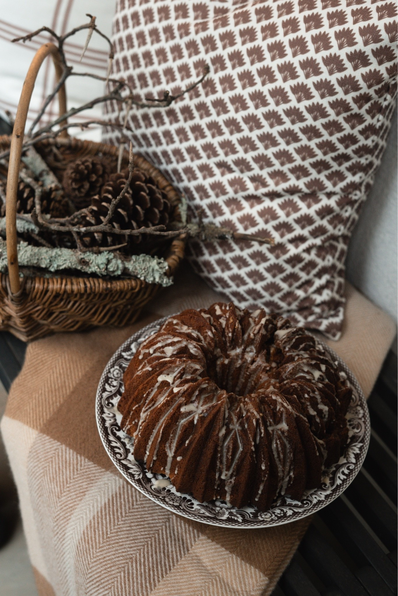 It’s amazing how a cake plate can make a yummy maple cinnamon Bundt cake look even more tempting!! (Recipe is on the blog!) XxV

#LTKdayinmylife #LTKSeasonal #LTKHome