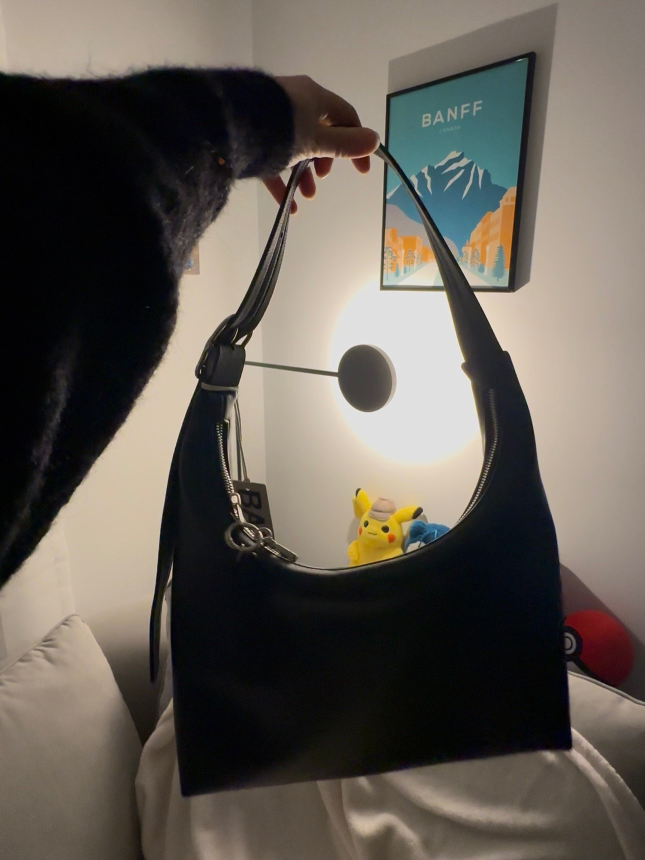 The Baggu recycled leather shoulder bag is perfect for work + travel 🫶

#LTKcanada #LTKbag #LTKworkwear