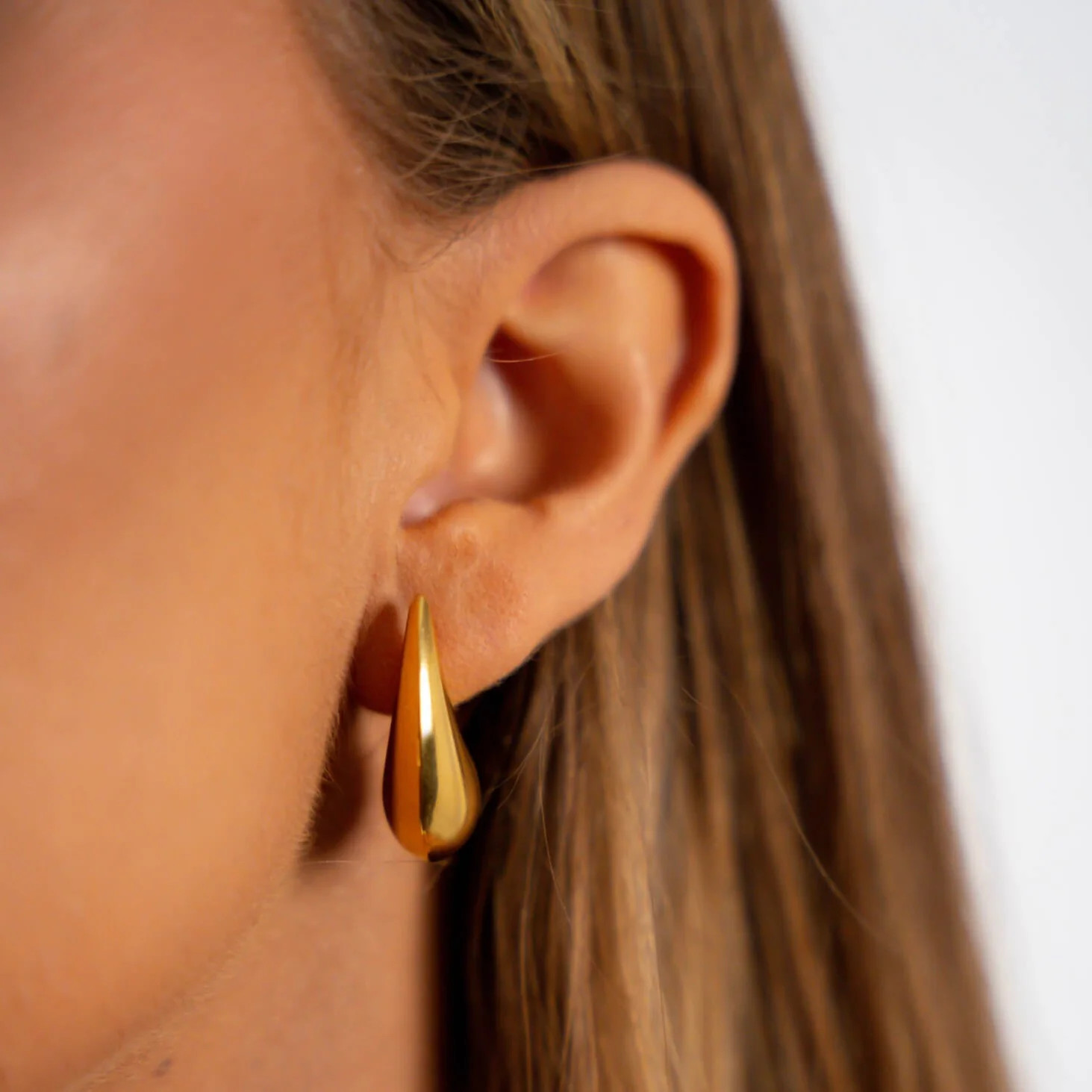 Maeve Earrings | IceLink
