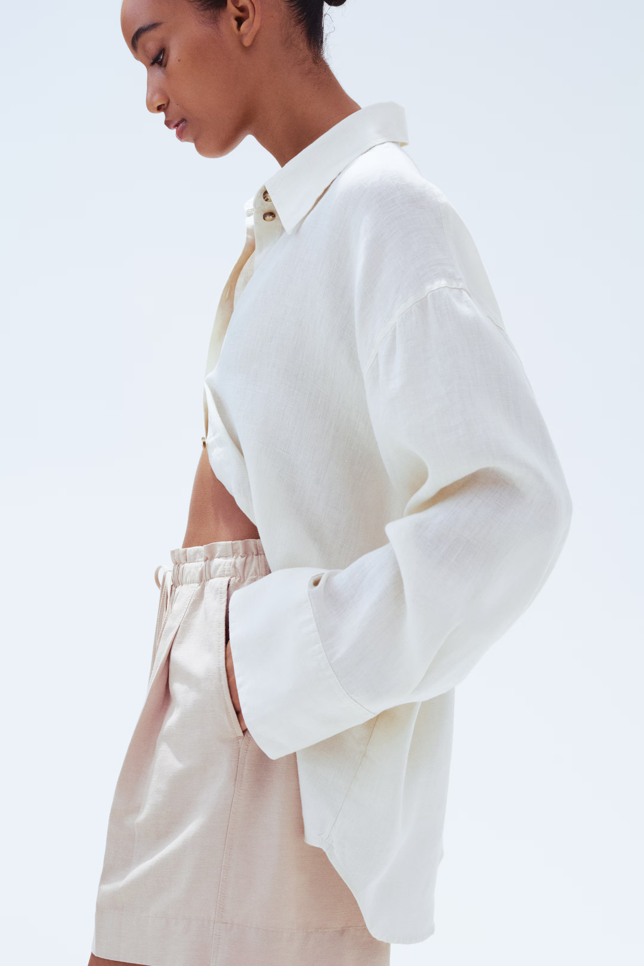 Linen-Blend Drawstring Shorts | H&M (US + CA)