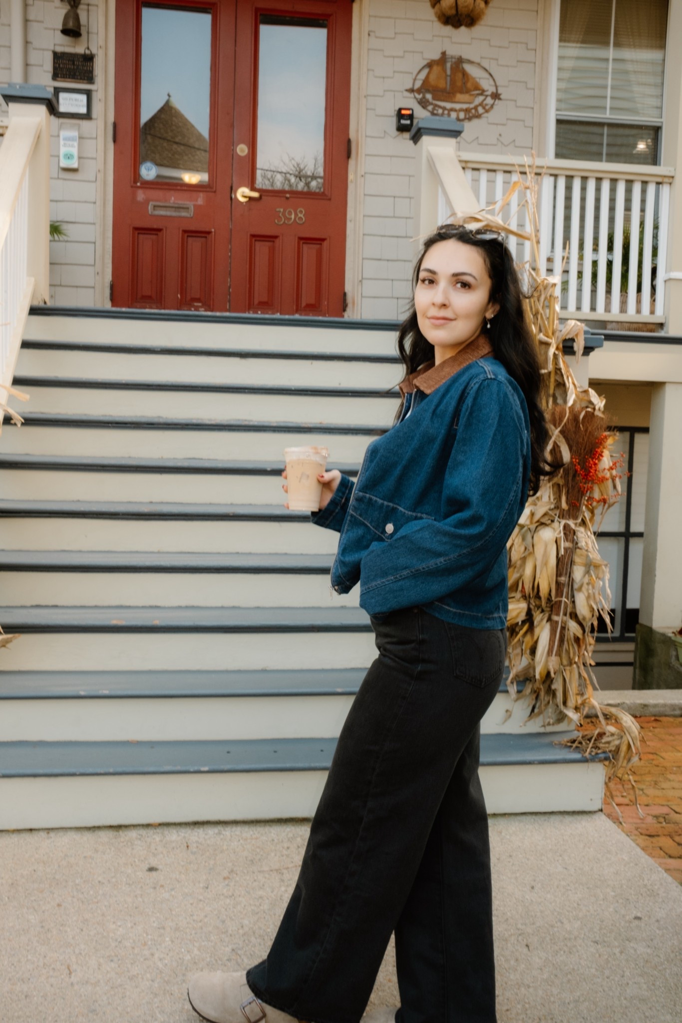 Jeans: size 27
Jacket:  medium 