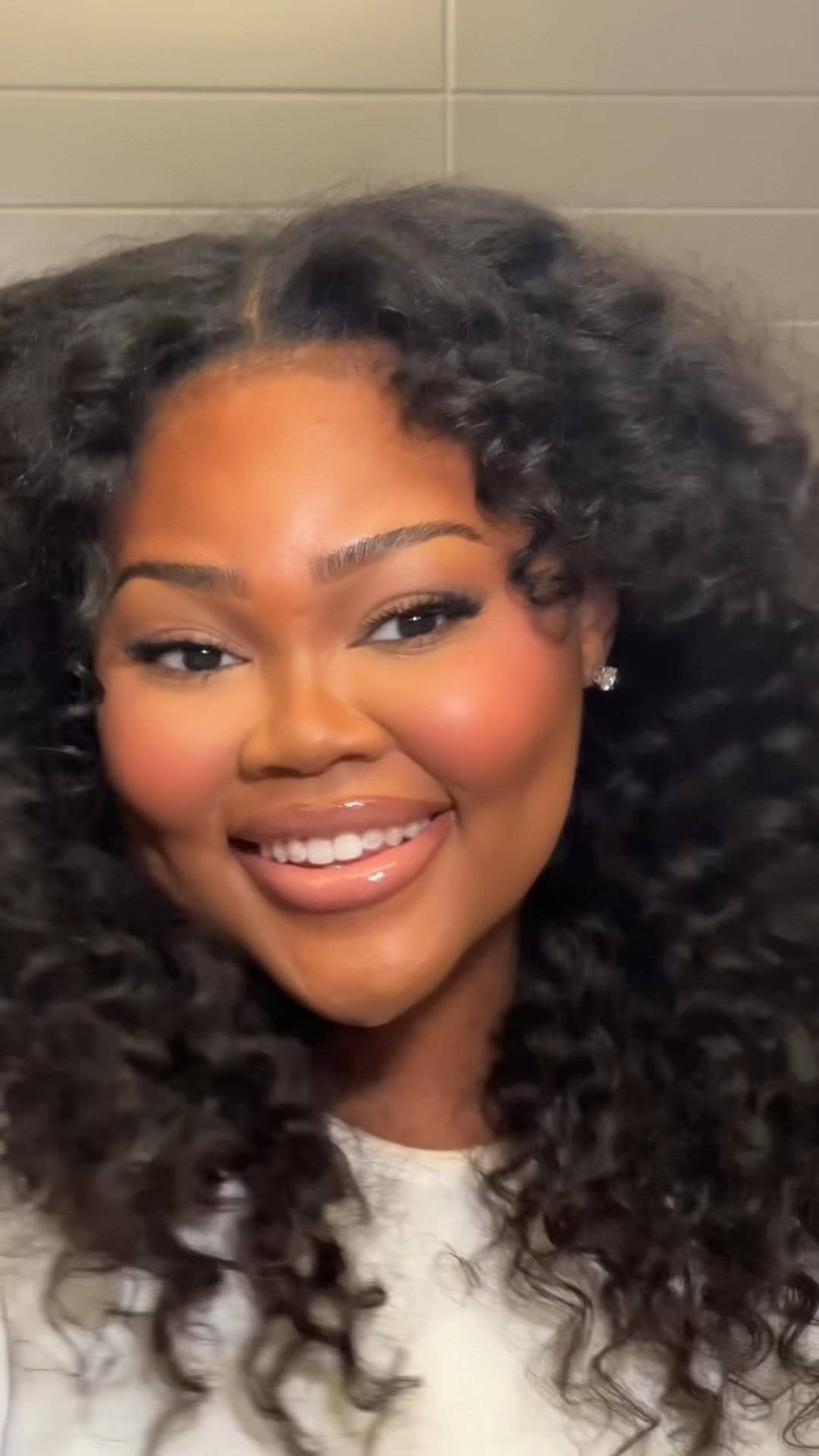 Simple full glam 
*Full video with makeup tips on my TikTok*