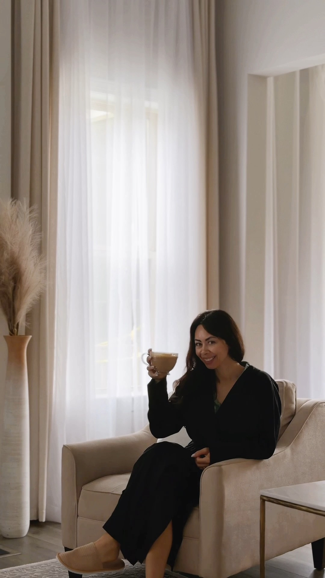 There's something about a slow morning, a good cup of coffee, a little sunshine and a few quiet moments at home
Anyone else secretly love mornings like this?

#LTKdayinmylife #LTKmorningroutine #LTKselfcare