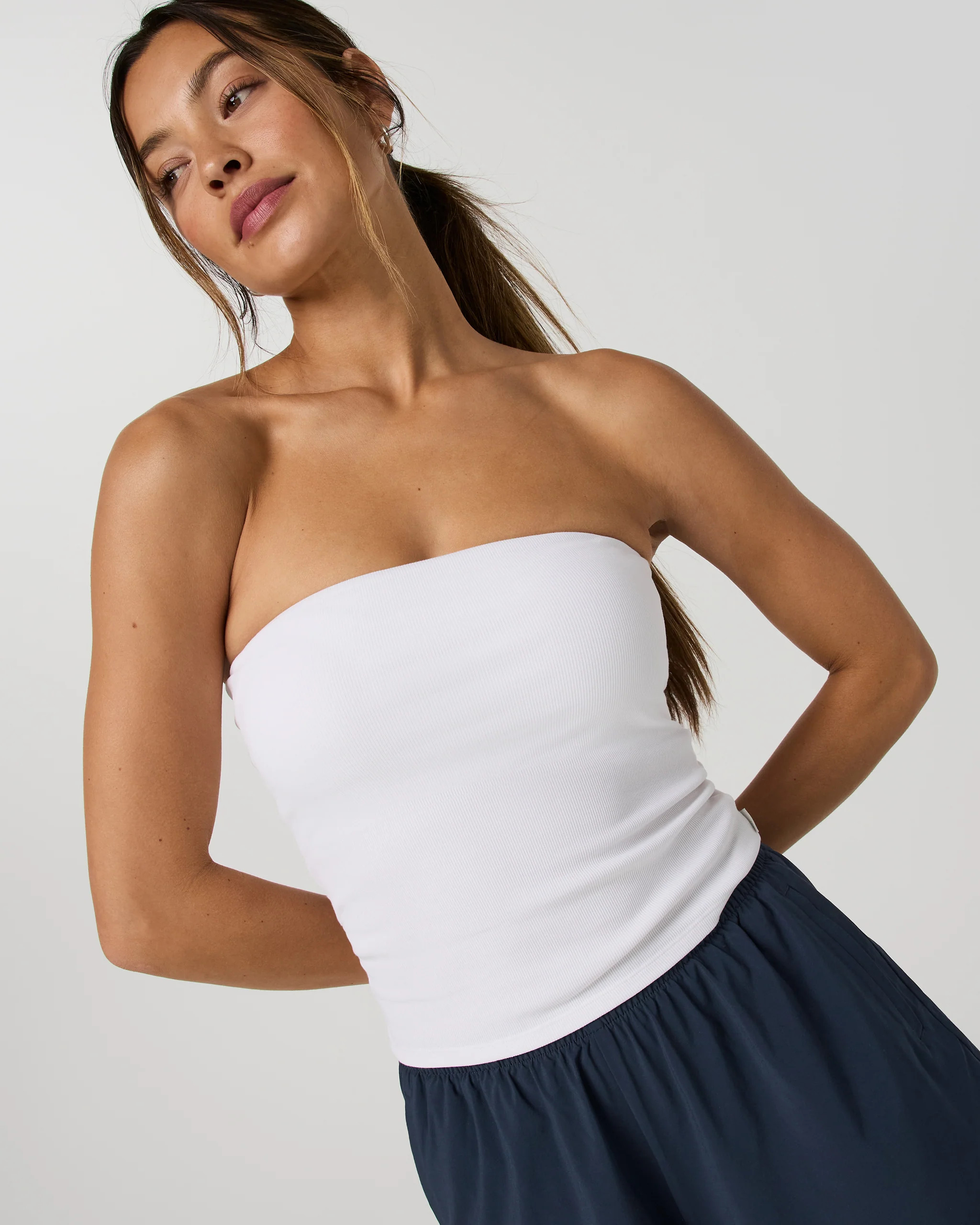 Pose Tube Top – Women's White Rib Knit Tube Top – Vuori | Vuori Clothing (US & Canada)