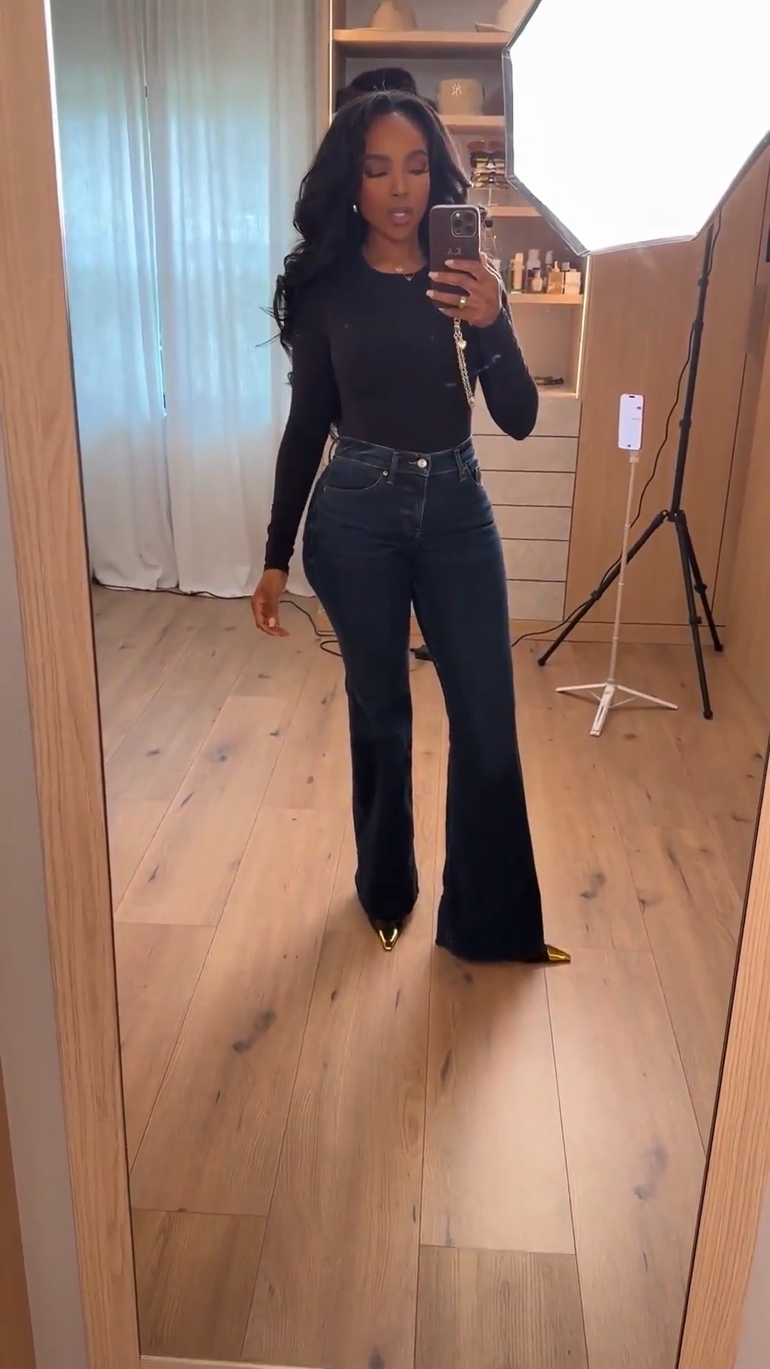 Scroll to shop!! 🖤 These flared jeans, changed my mind about all other jeans. They are luxe and perfect for any type of styling!

#LTKootd #LTKPetite #LTKgrwm
