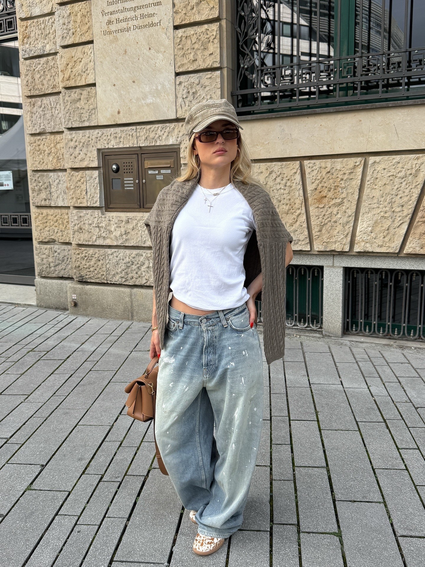 Military cap >>

#LTKeurope