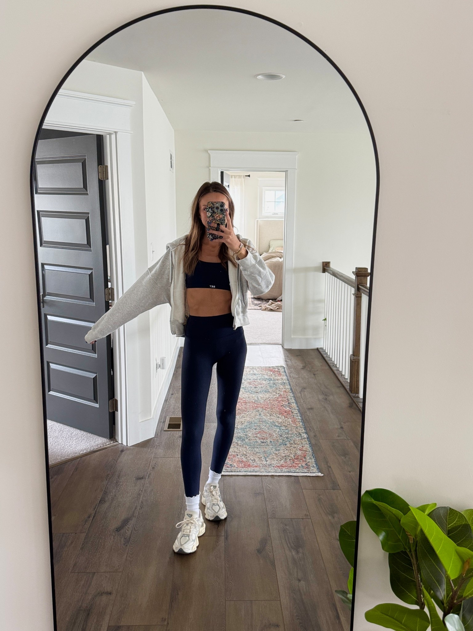 Wearing size small in top and bottom, size M in zip up! 

#LTKStyleTip #LTKActive #LTKFindsUnder100