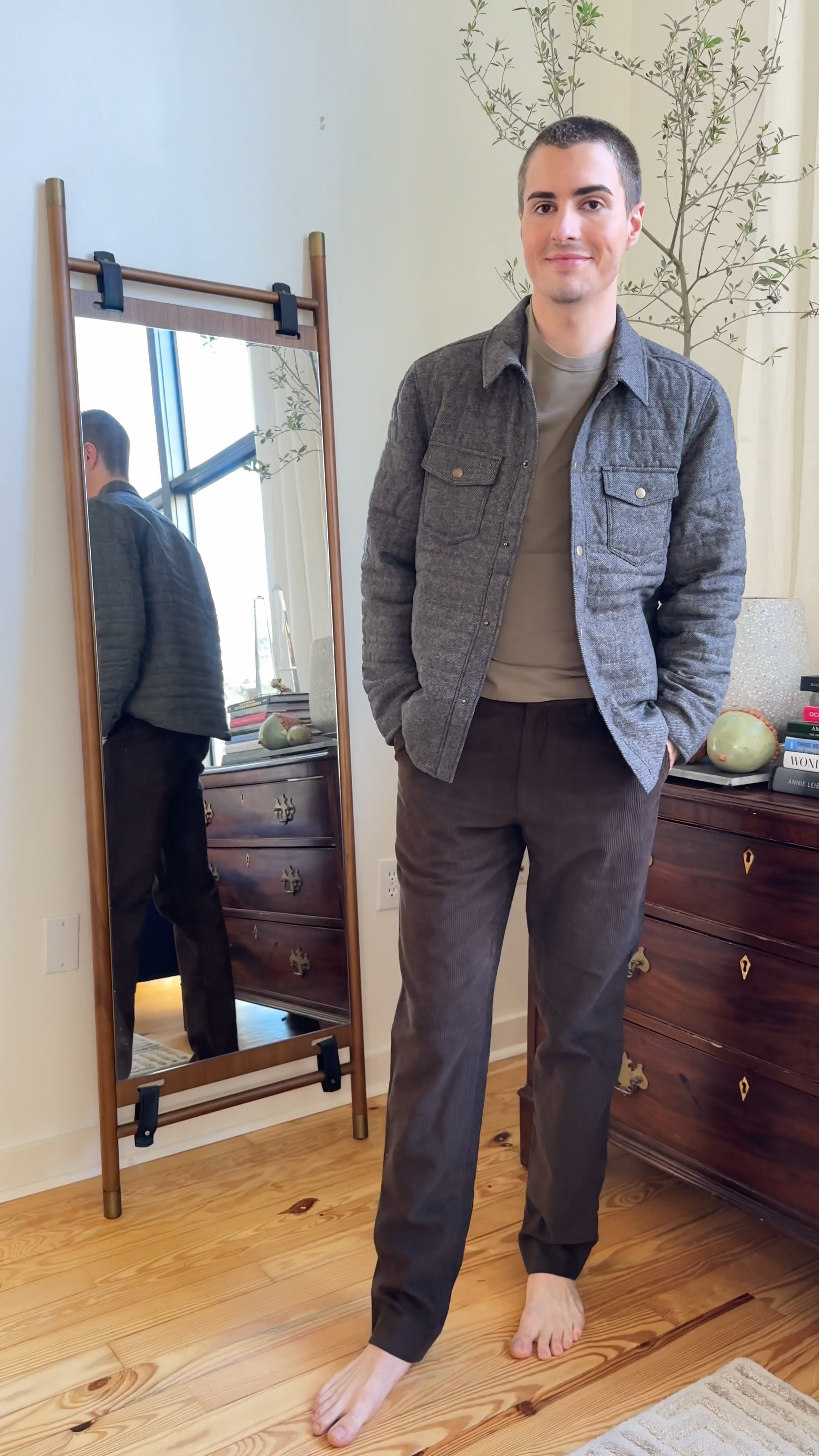 Billy Reid WINTER SALE try-on haul! Heading into the New Year with a few new, well-made (and Southern-designed) pieces from Billy Reid's collection, including a beautiful tweed shirt jacket for layering, timeless brown corduroys, a couple of classic sweaters and sweatshirts, and the softest "sueded" cotton t-shirt I've ever tried on.

#LTKstyletip #LTKmens #LTKSeasonal