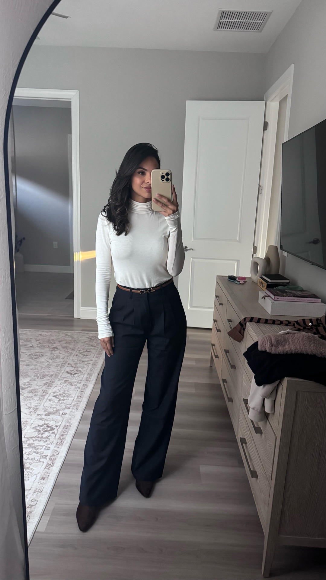 work outfits✨ these Amazon trousers feel like pajamas! Wearing a size s/long @amazonfindsandfashion 
