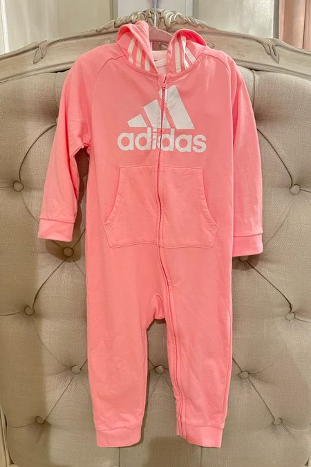 Amazon Kids Adidas Sweatsuit 🤩
.
.
.
.
.
#amazon #amazonfashion #adidas #travelstyle #kidsfashion

#LTKtravel #LTKunder50 #LTKbaby