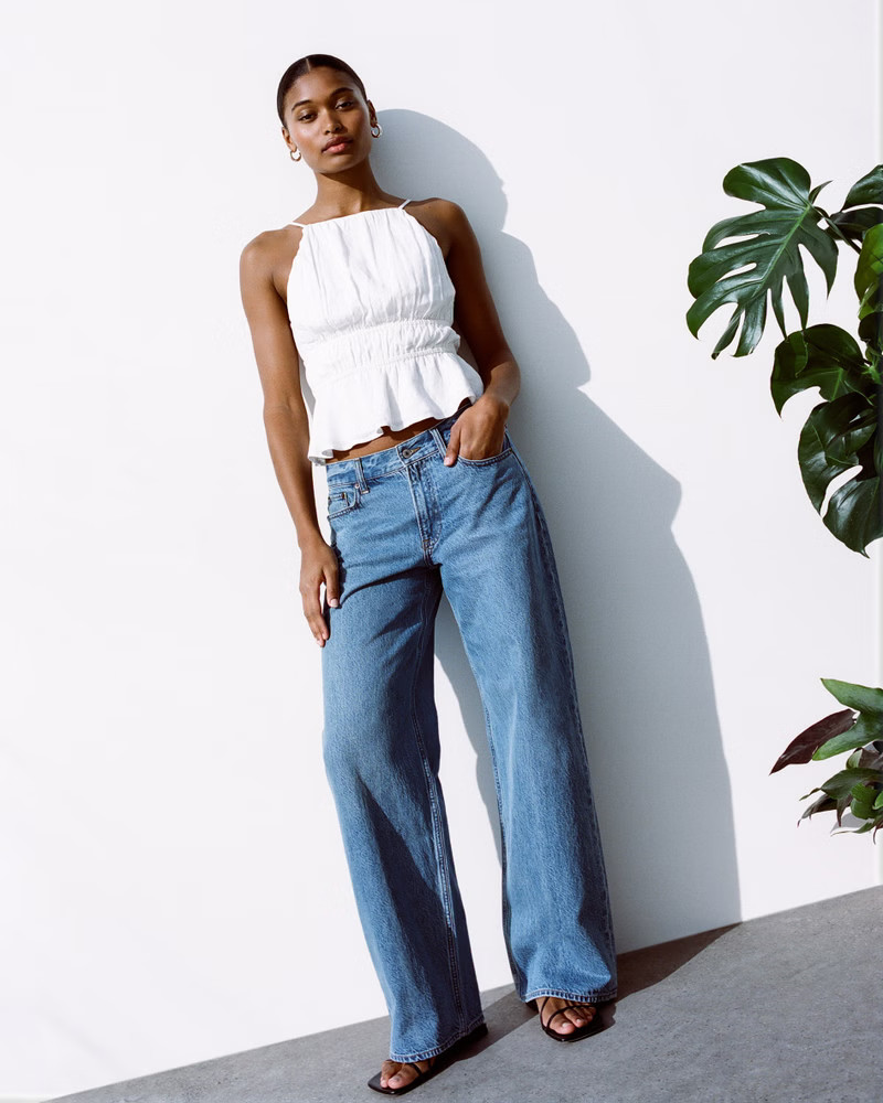 Curve Love Low Rise Ultra Loose Jean | Abercrombie & Fitch (US)